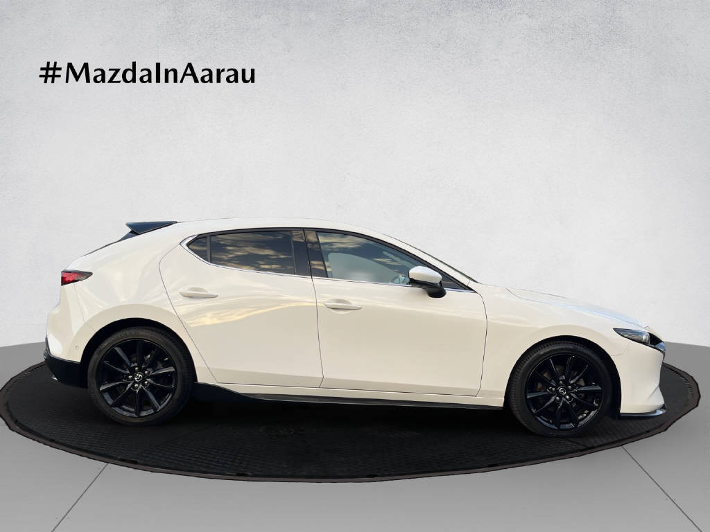 MAZDA 3 Hatchback 2.0 180 Revolution AWD-image-6
