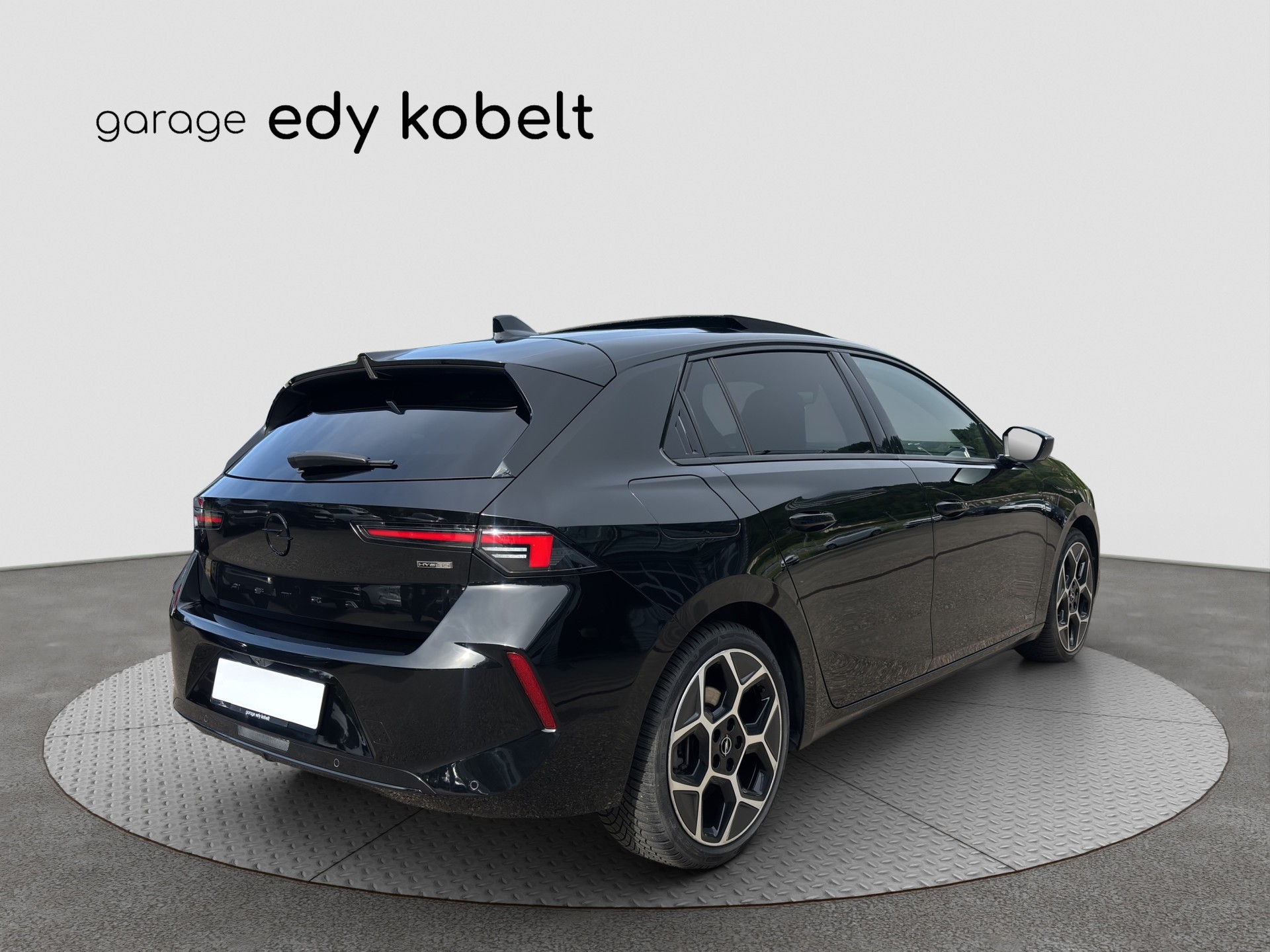 OPEL Astra 1.6 PHEV Turbo Ultimate-image-19