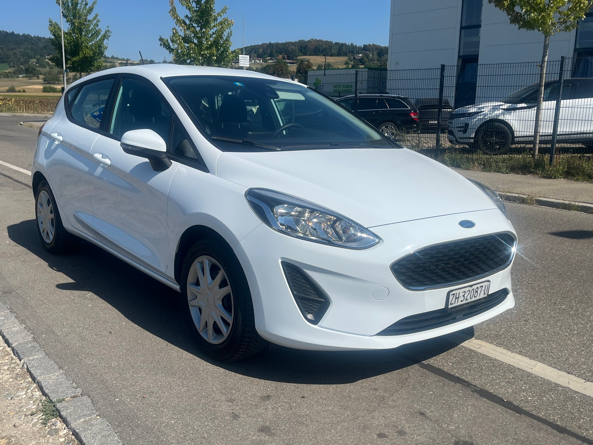 FORD Fiesta 1.5 TDCi Business-image-1