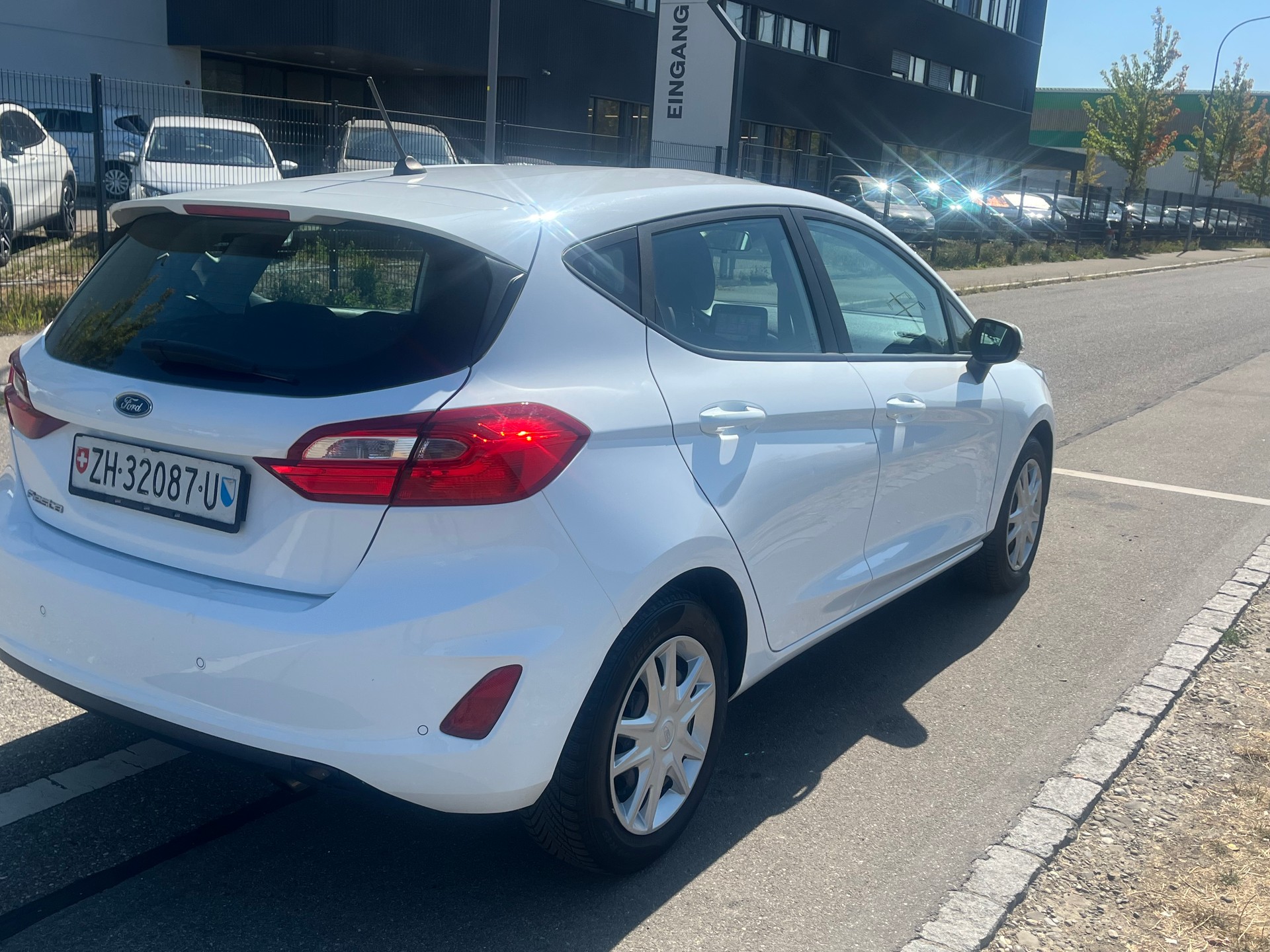 FORD Fiesta 1.5 TDCi Business-image-4