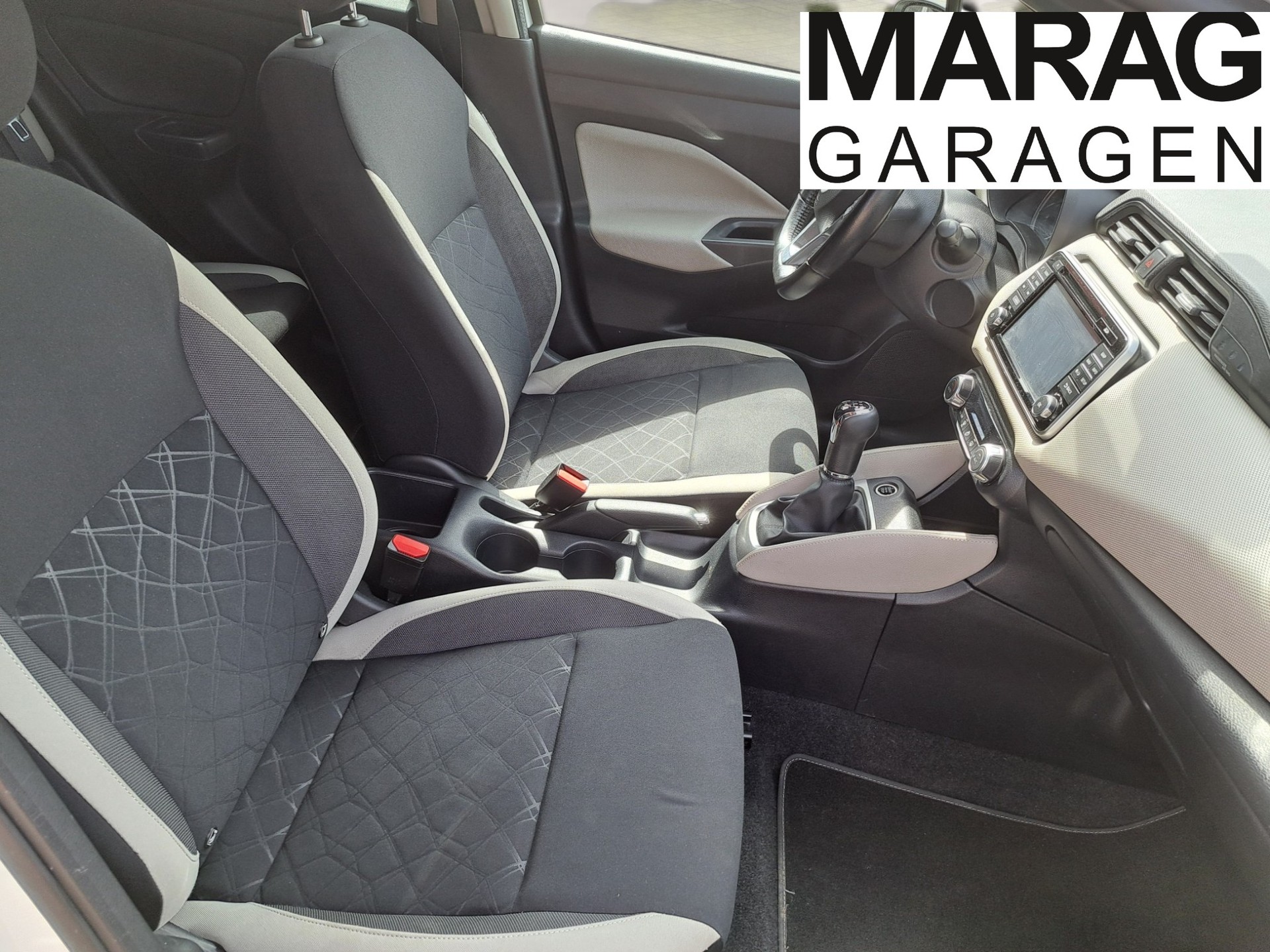 NISSAN Micra 0.9 IG-T n-connecta-image-5