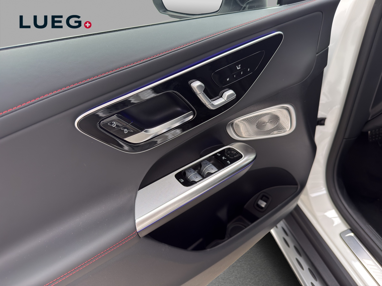 MERCEDES-BENZ GLC 53 AMG 4Matic+ 9G-Tronic-image-12