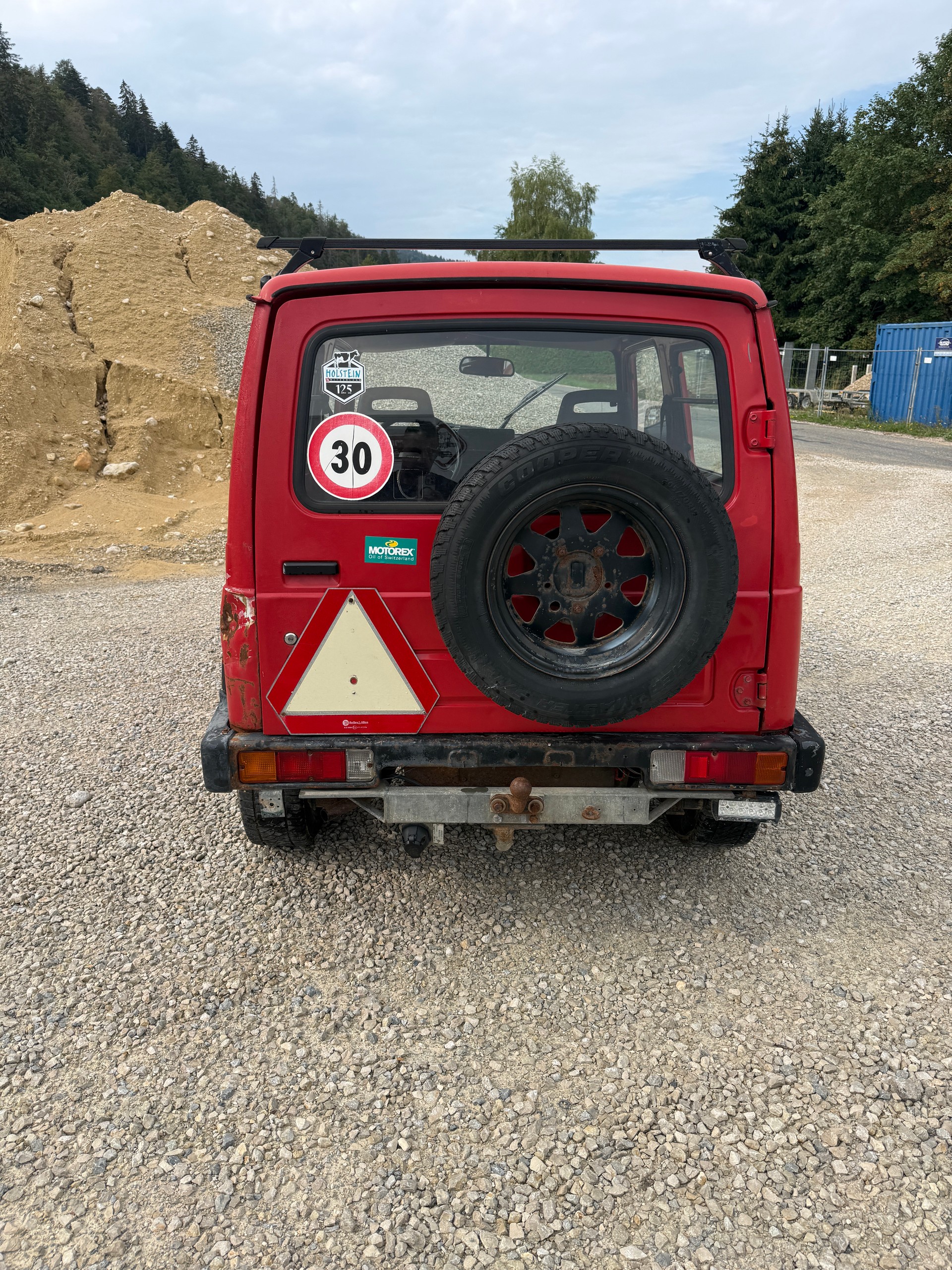 SUZUKI-image-3