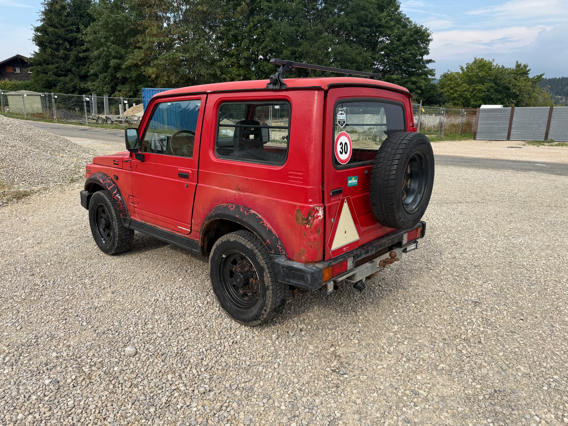SUZUKI-image-4