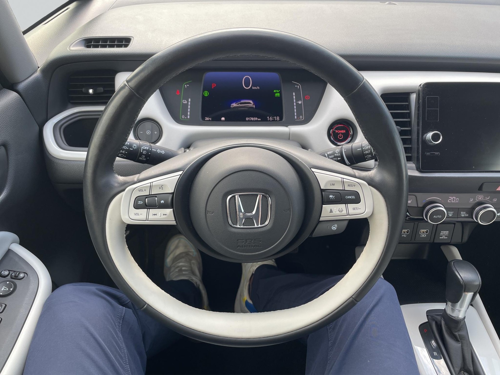 HONDA Jazz 1.5 i-MMD Executive-image-10