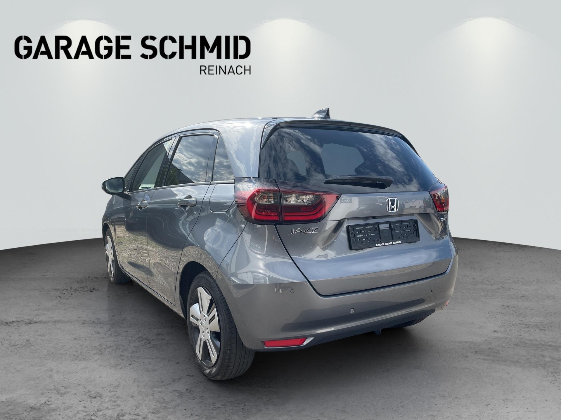 HONDA Jazz 1.5 i-MMD Executive-image-4