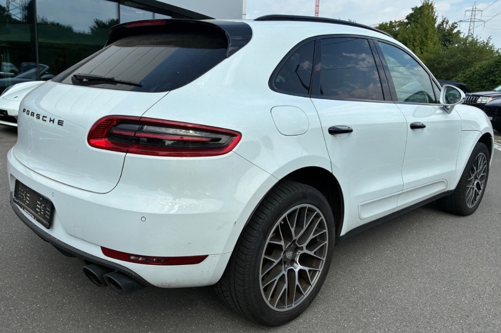PORSCHE Macan PDK-image-5