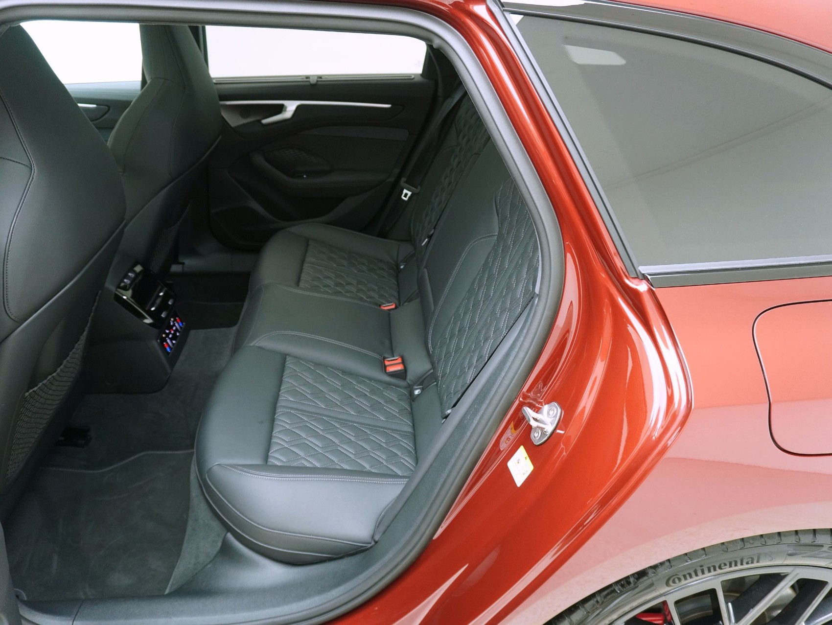 AUDI A6 Avant 2.0 e-hybrid S line quattro S-Tronic **Audi Werksgarantie bis 09/2030**-image-10