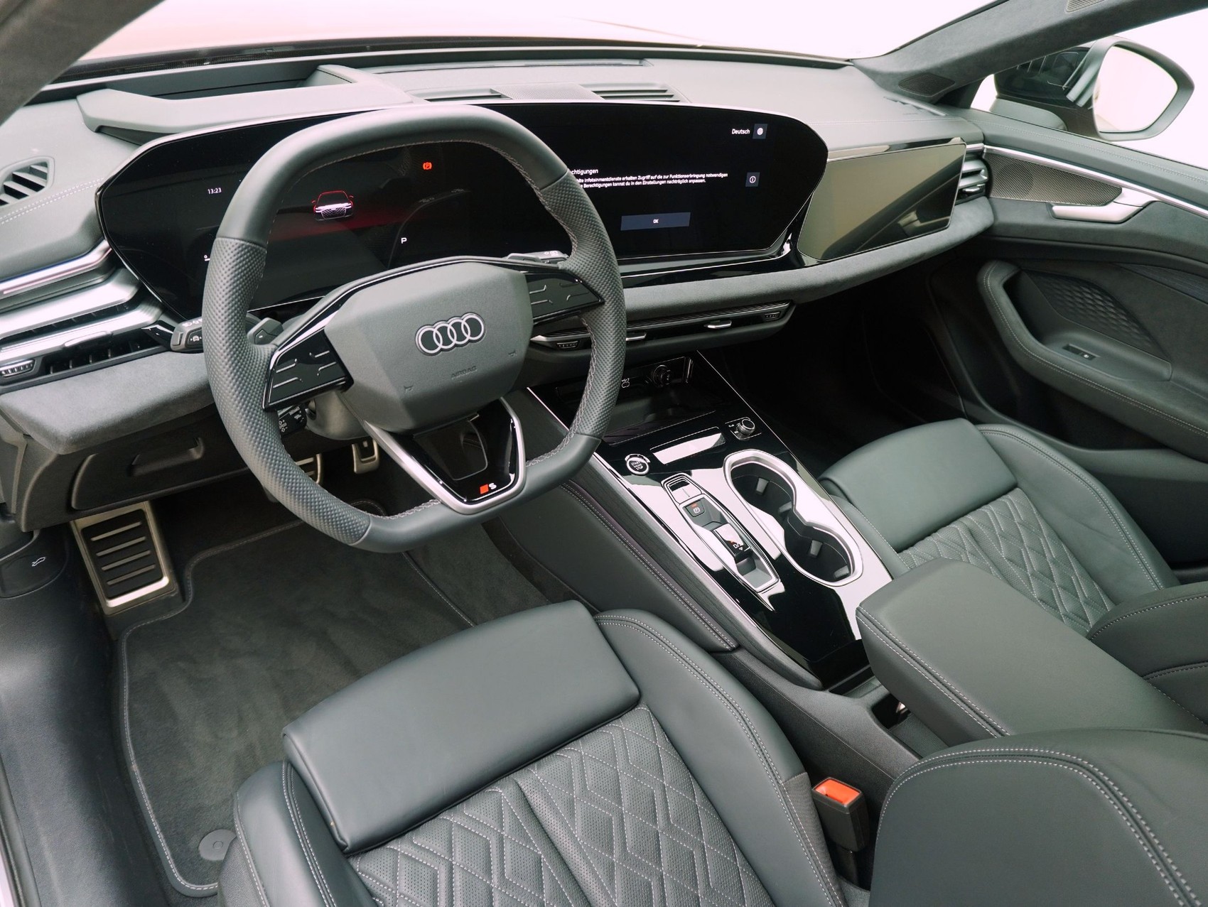 AUDI A6 Avant 2.0 e-hybrid S line quattro S-Tronic **Audi Werksgarantie bis 09/2030**-image-9