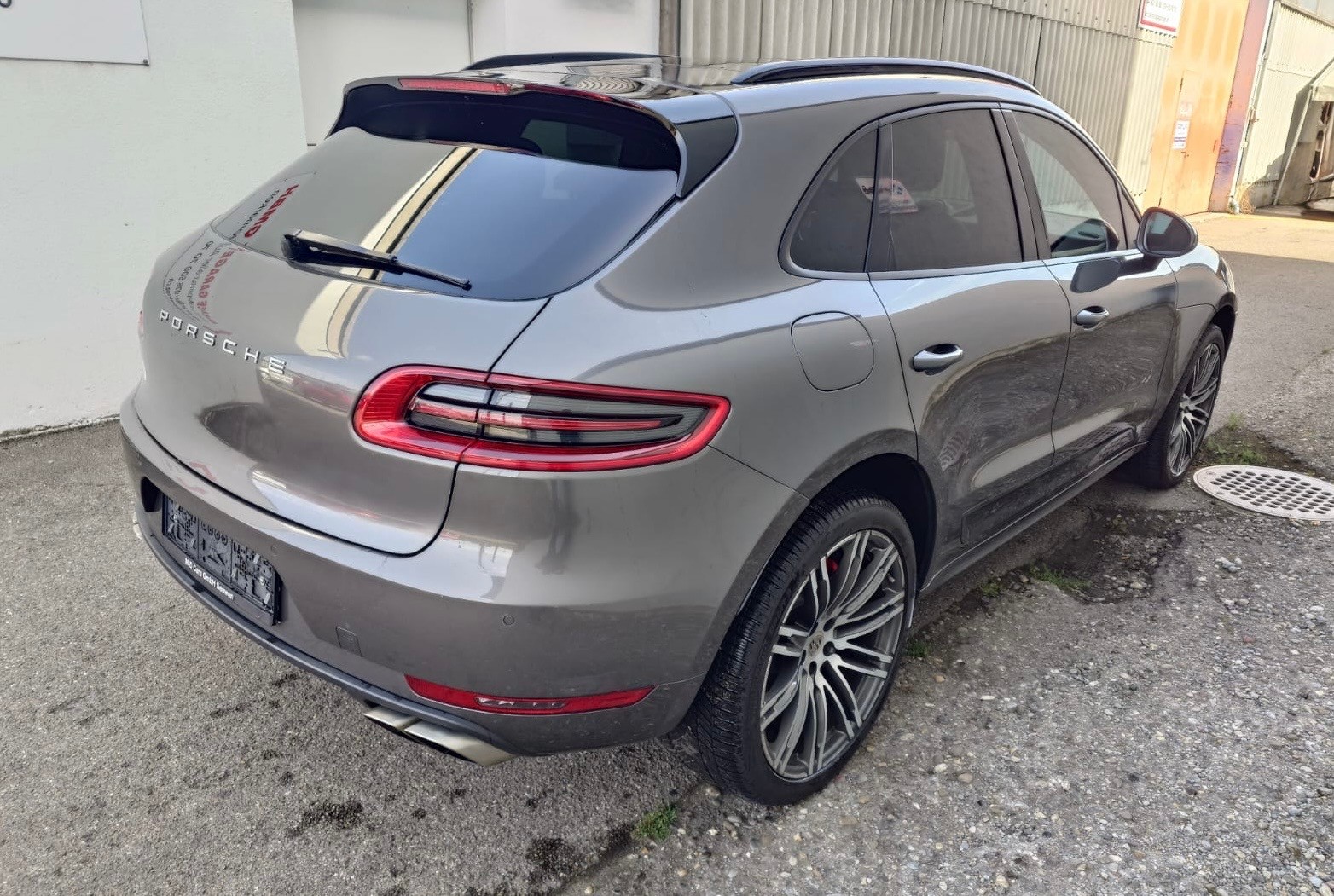 PORSCHE Macan Turbo PDK-image-3