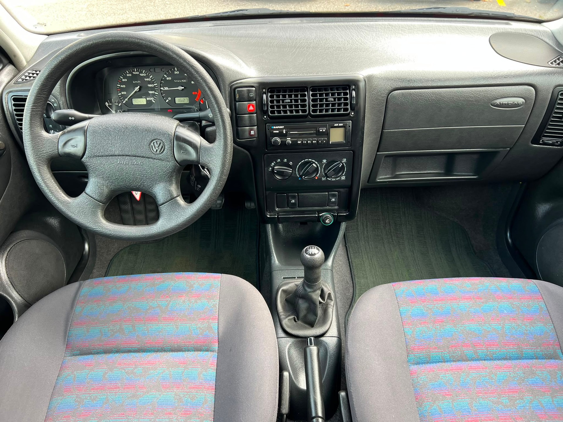VW Polo 75-image-11