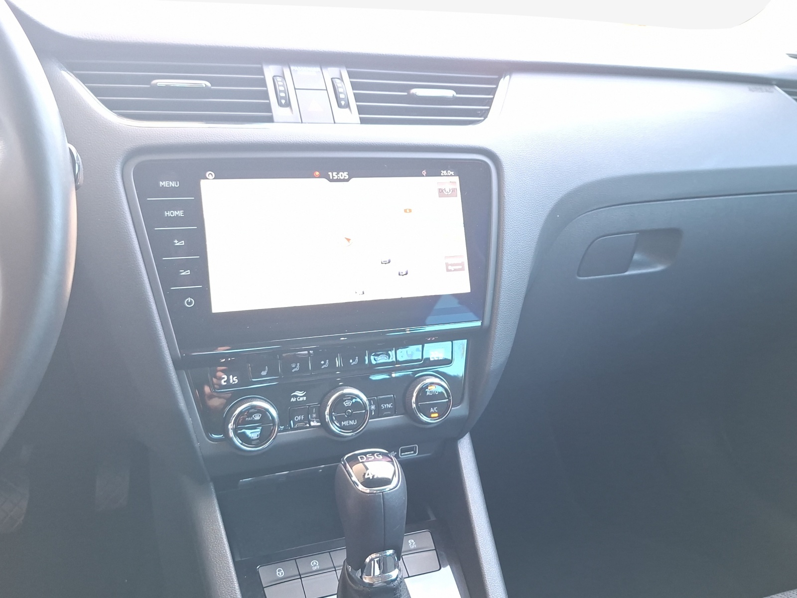 SKODA Octavia Combi 2.0 TSI Style 4x4 DSG-image-10