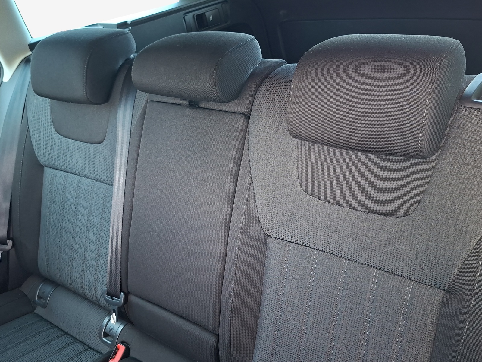 SKODA Octavia Combi 2.0 TSI Style 4x4 DSG-image-11