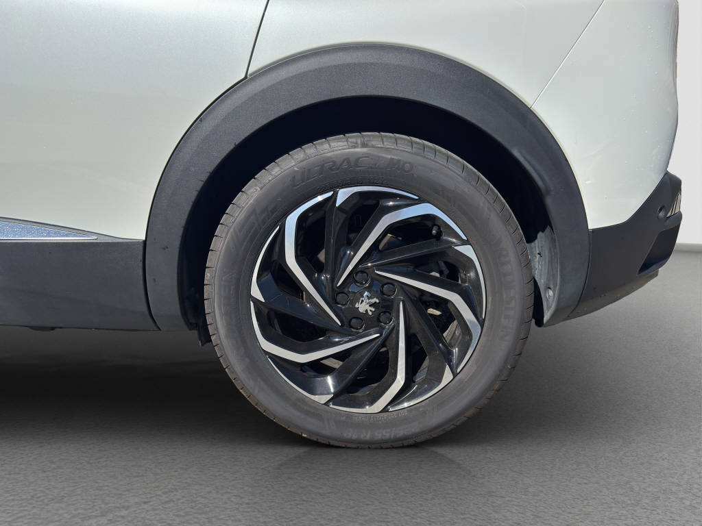PEUGEOT 3008 1.6 Plug-in Hybrid4 GT Pack-image-15