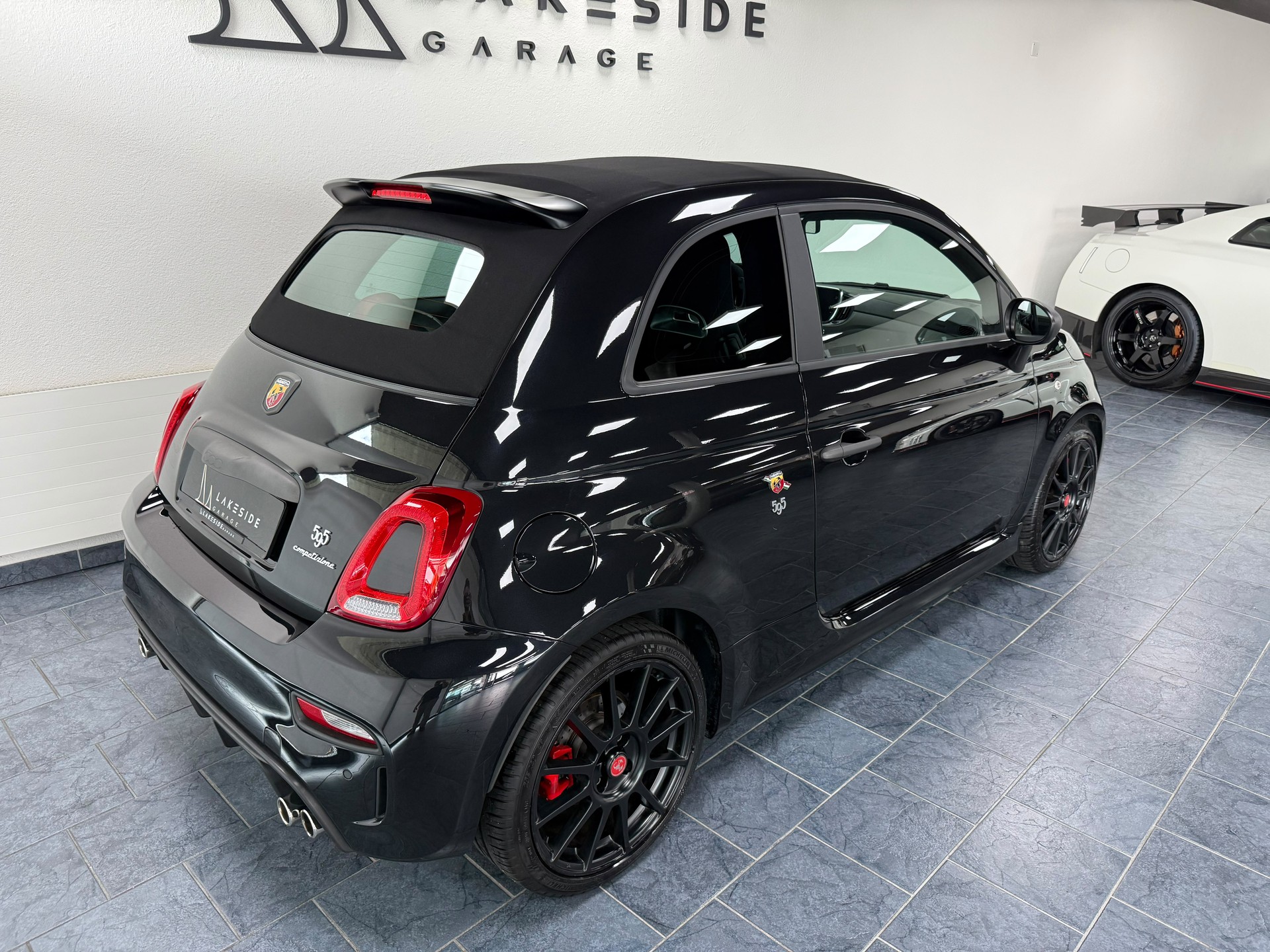 FIAT 595 1.4 16V Turbo Abarth Competizione Dualogic-showroom-element-3