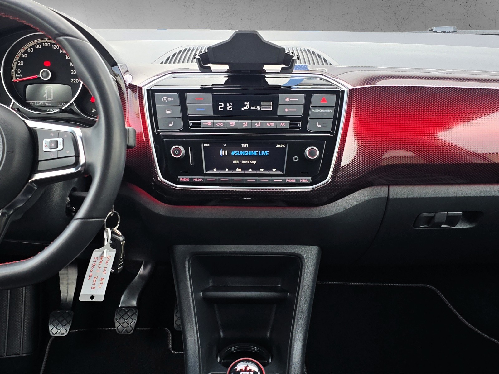 VW Up 1.0 TSI GTI-image-9