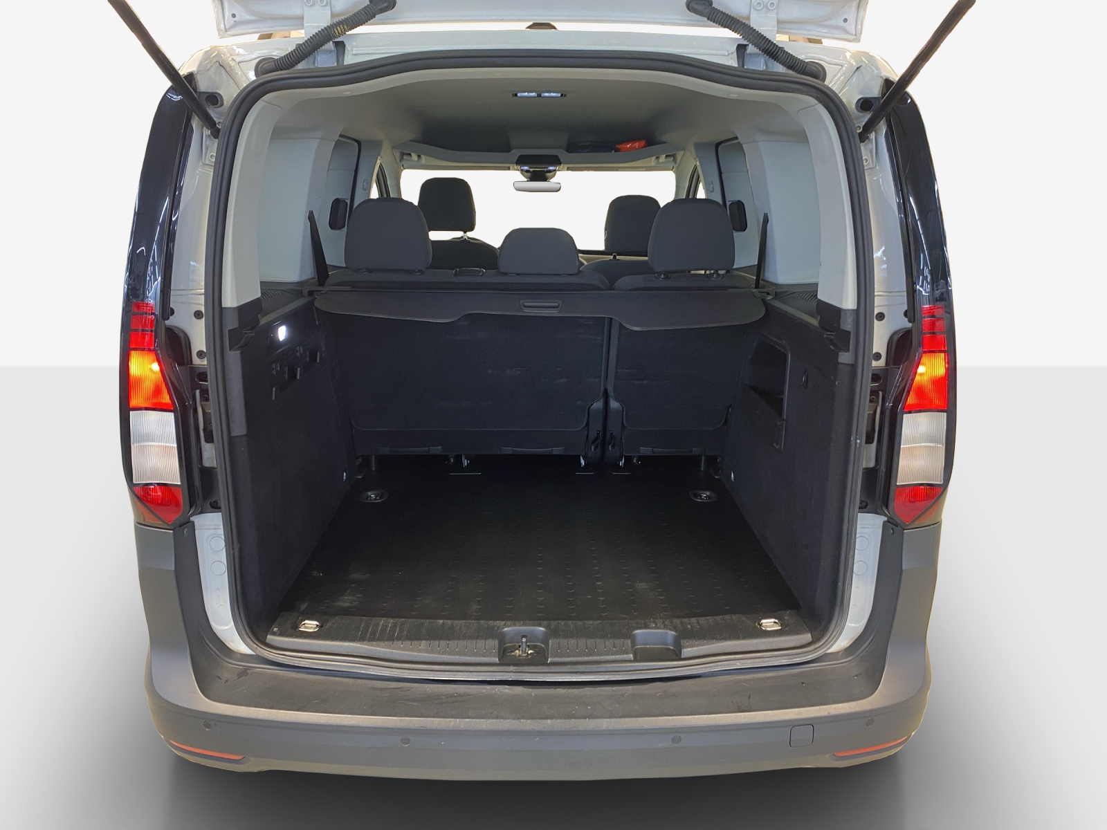 VW Caddy 2.0 TDI-image-12