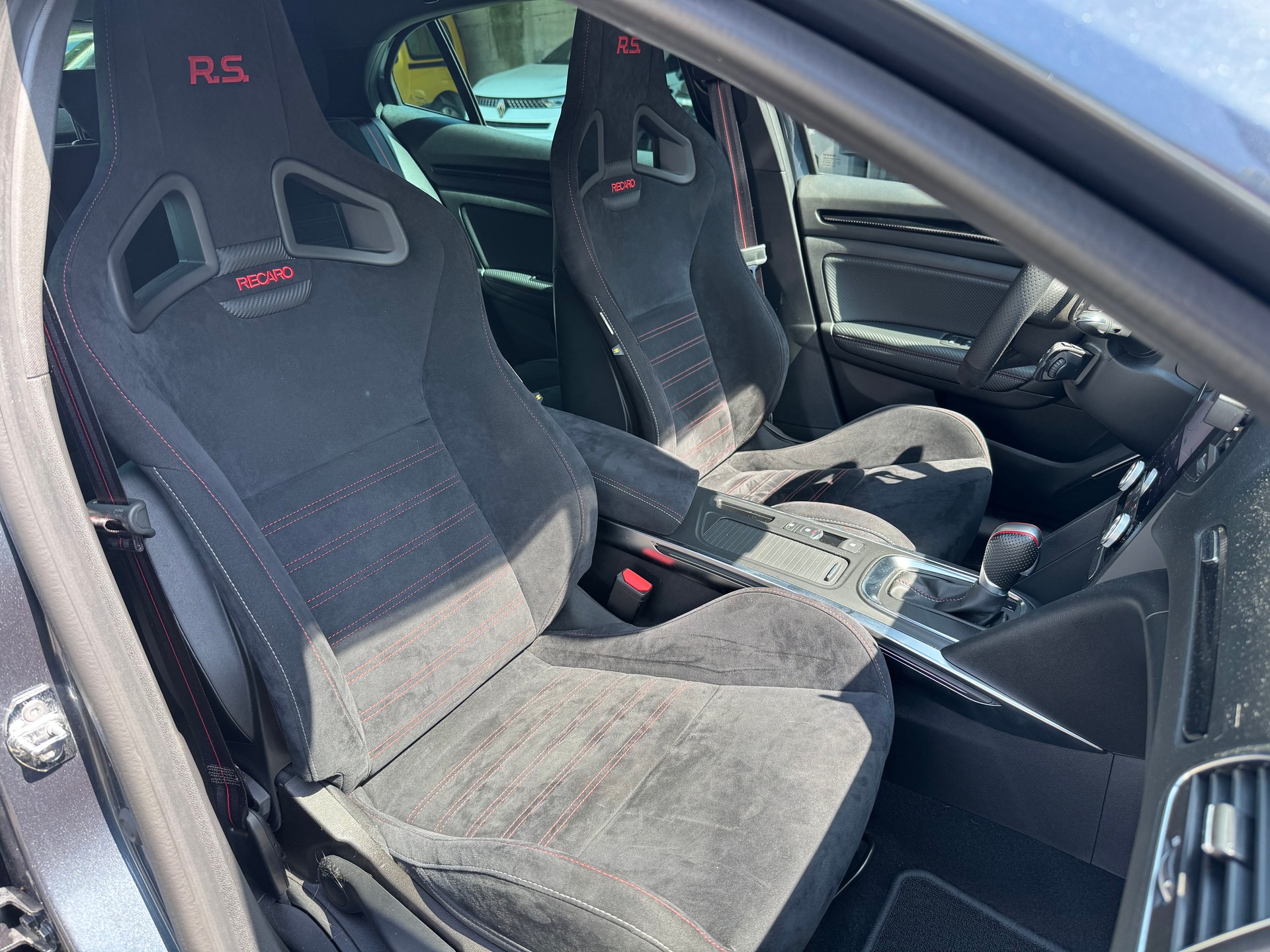 RENAULT Mégane Trophy 300 EDC-image-8