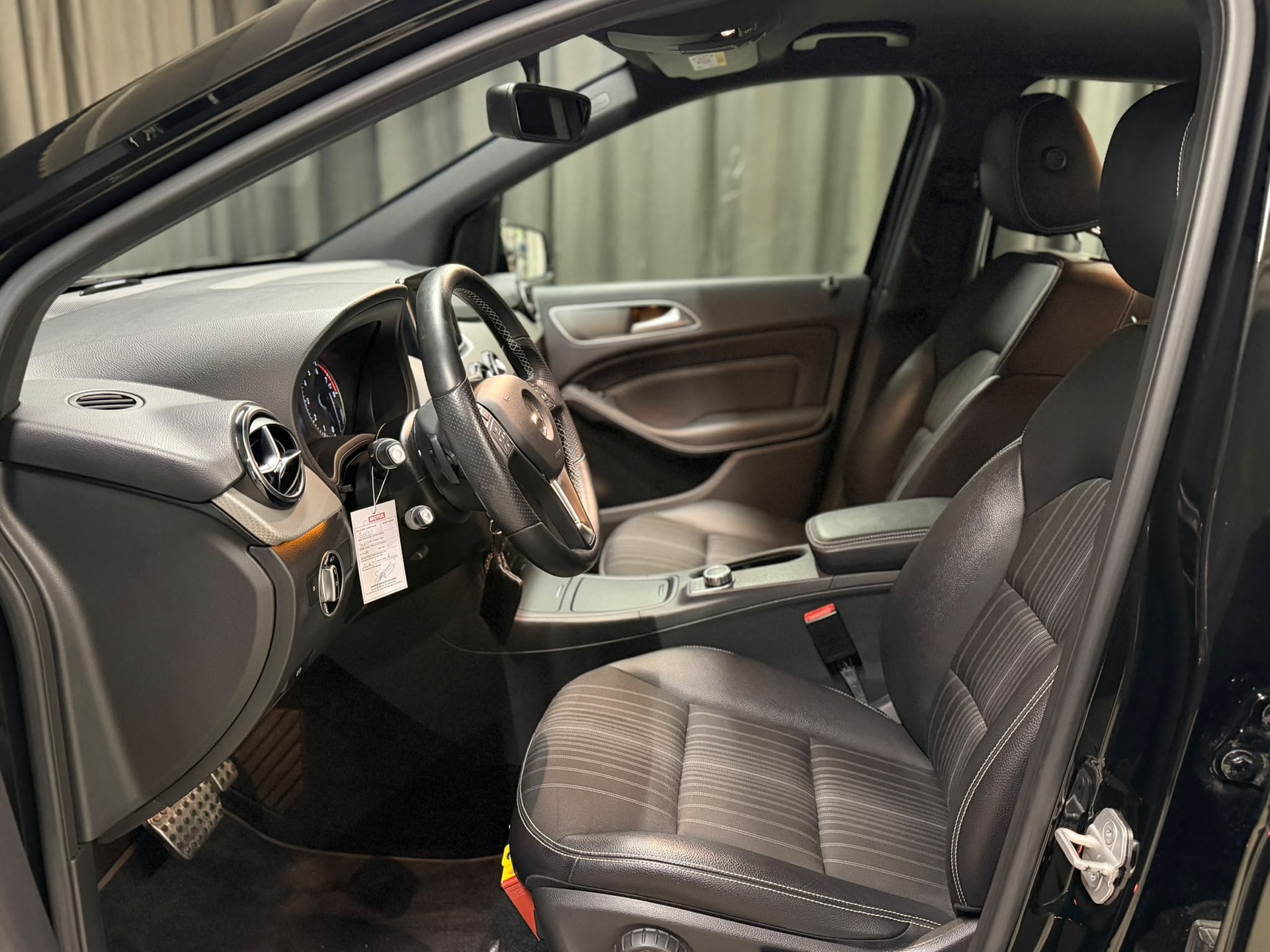 MERCEDES-BENZ B 250 7G-DCT-image-7