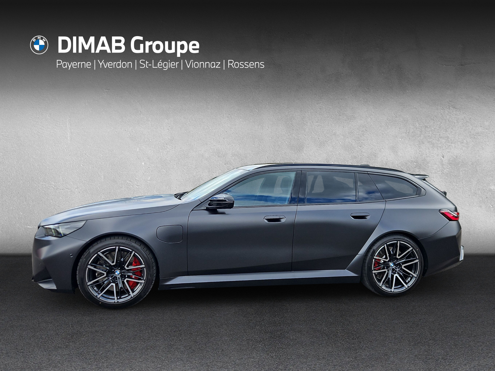 BMW M5 xDrive Touring-image-1