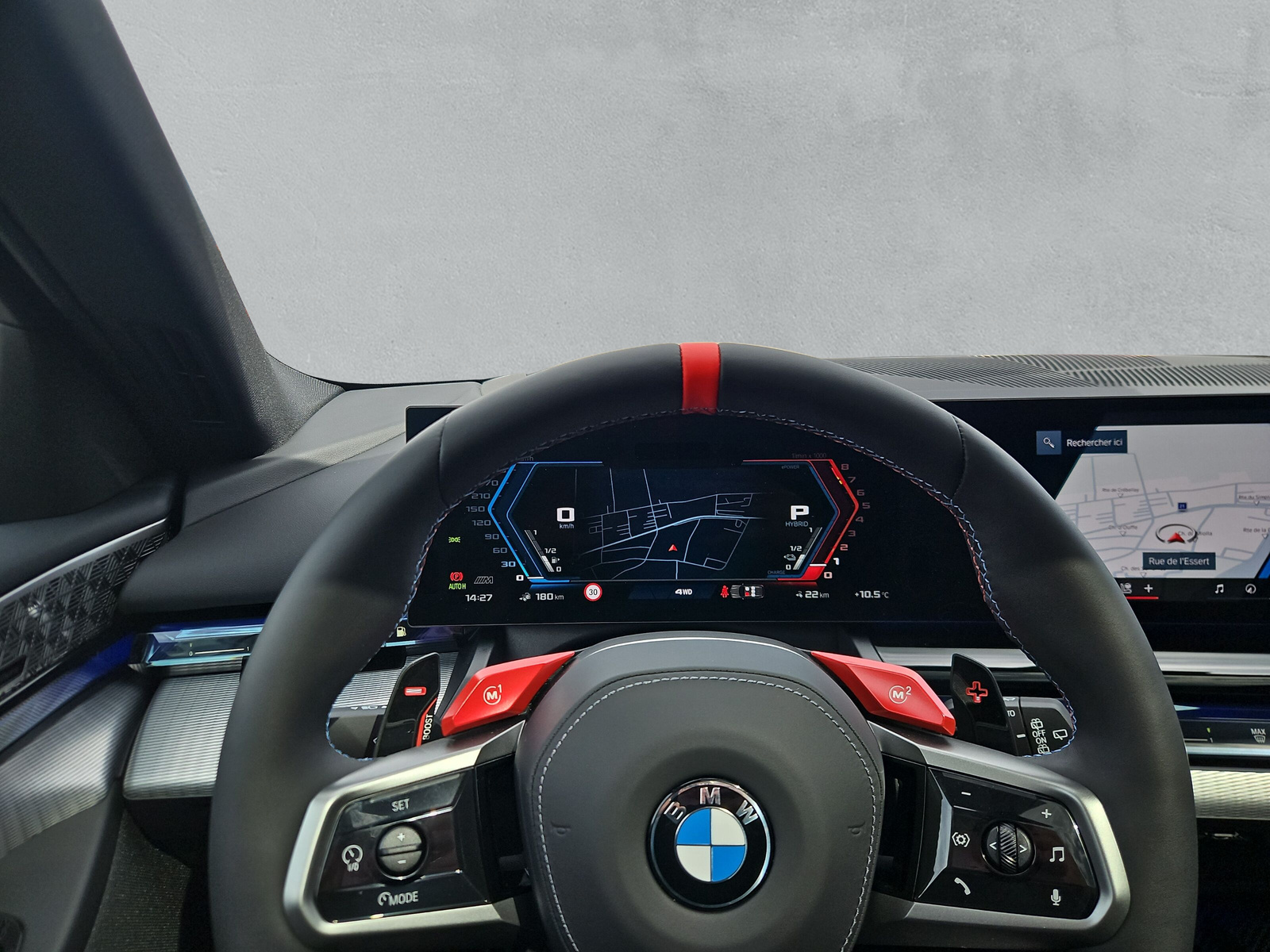 BMW M5 xDrive Touring-image-17
