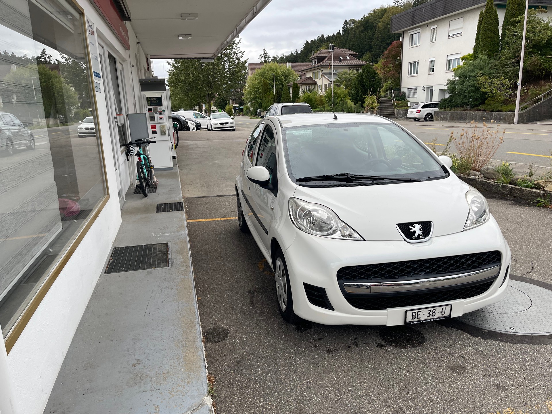 PEUGEOT 107 1.0 Trendy-image-6