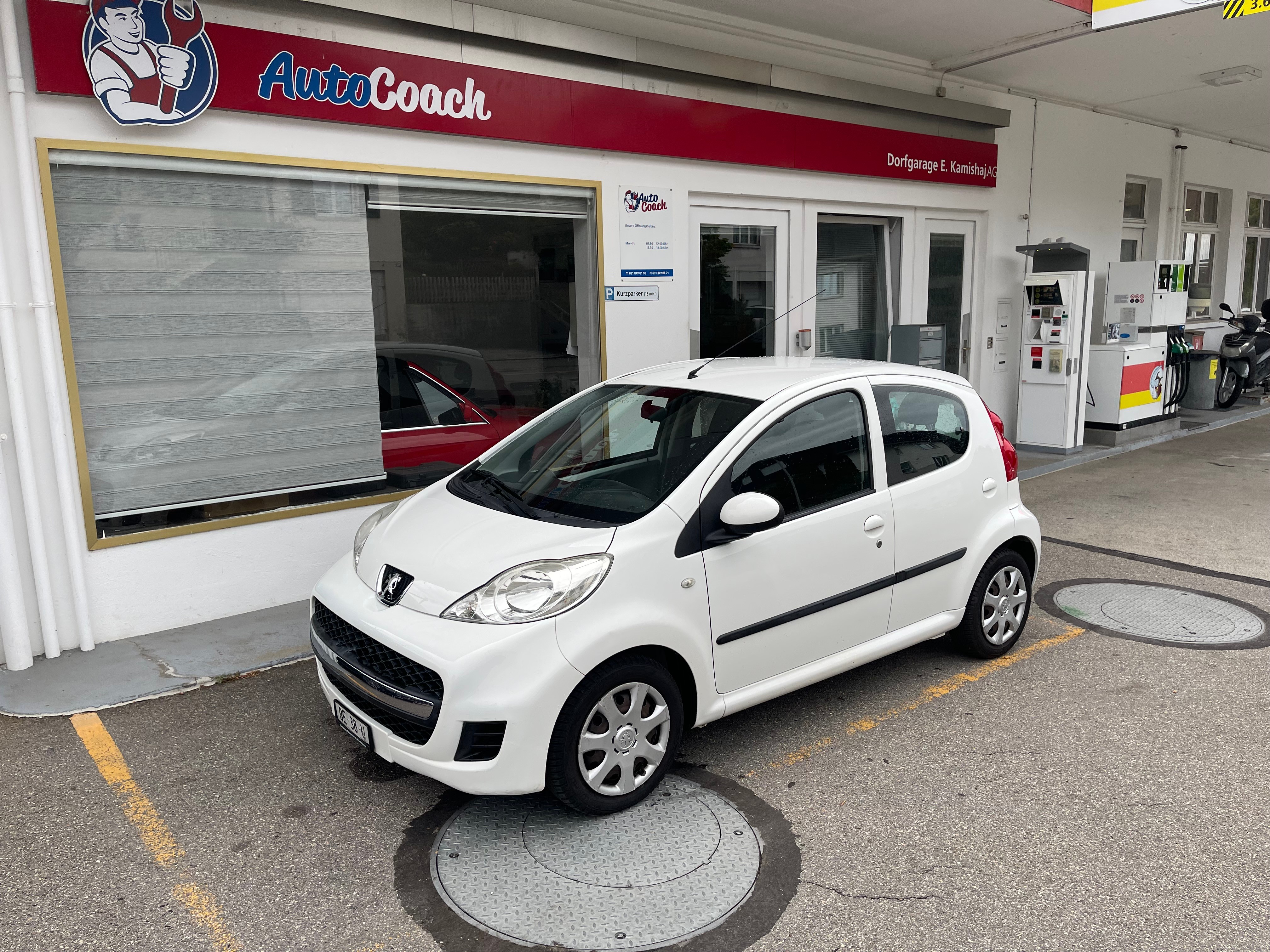 PEUGEOT 107 1.0 Trendy — slika 1