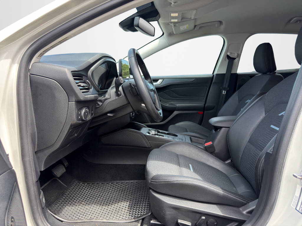 FORD Focus Station Wagon 2.0 EcoBlue 150 Acti-image-8