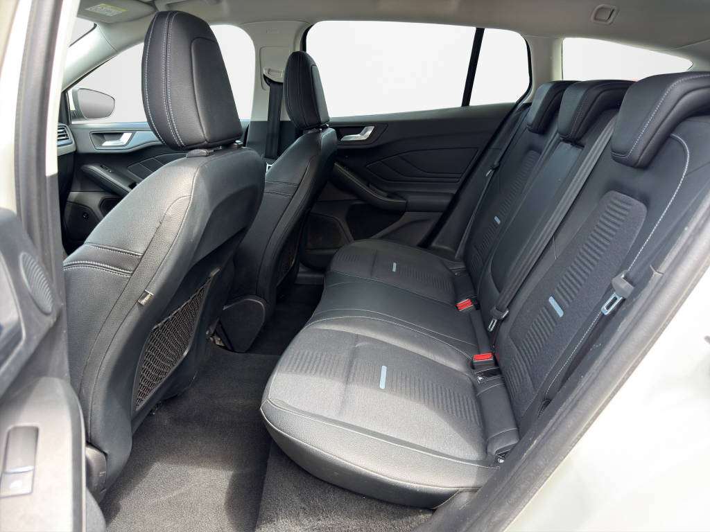FORD Focus Station Wagon 2.0 EcoBlue 150 Acti-image-13