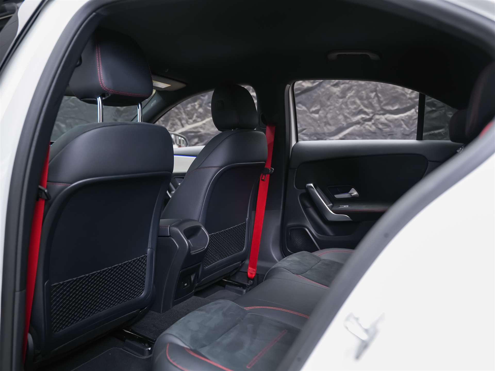 MERCEDES-BENZ A35 AMG 4Matic+ 8G-DCT *Limousine*Aero-Paket*Werksgarantie*Digital Light*-image-10