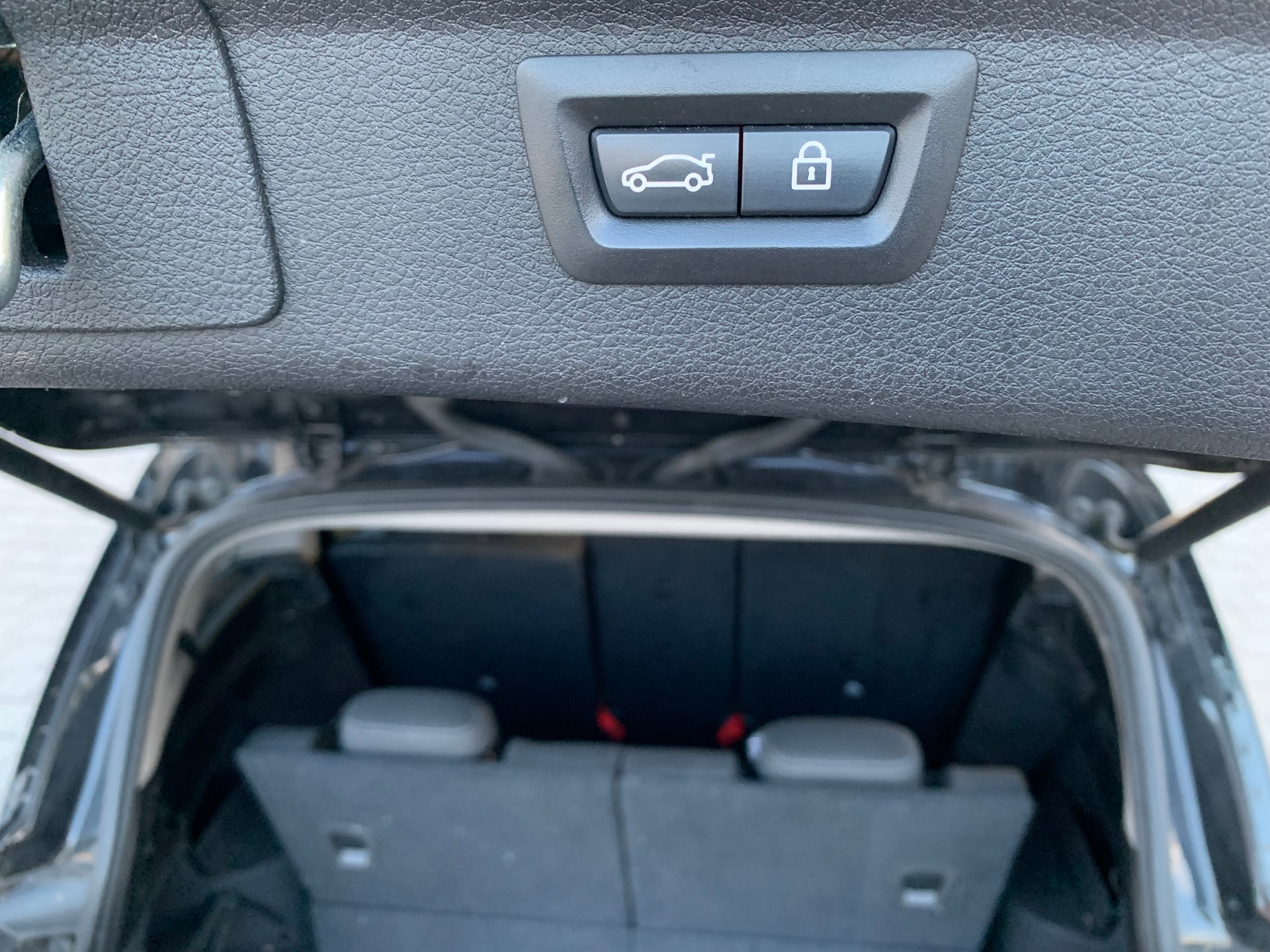 BMW 218d Gran Tourer Sport Line Steptronic-image-6