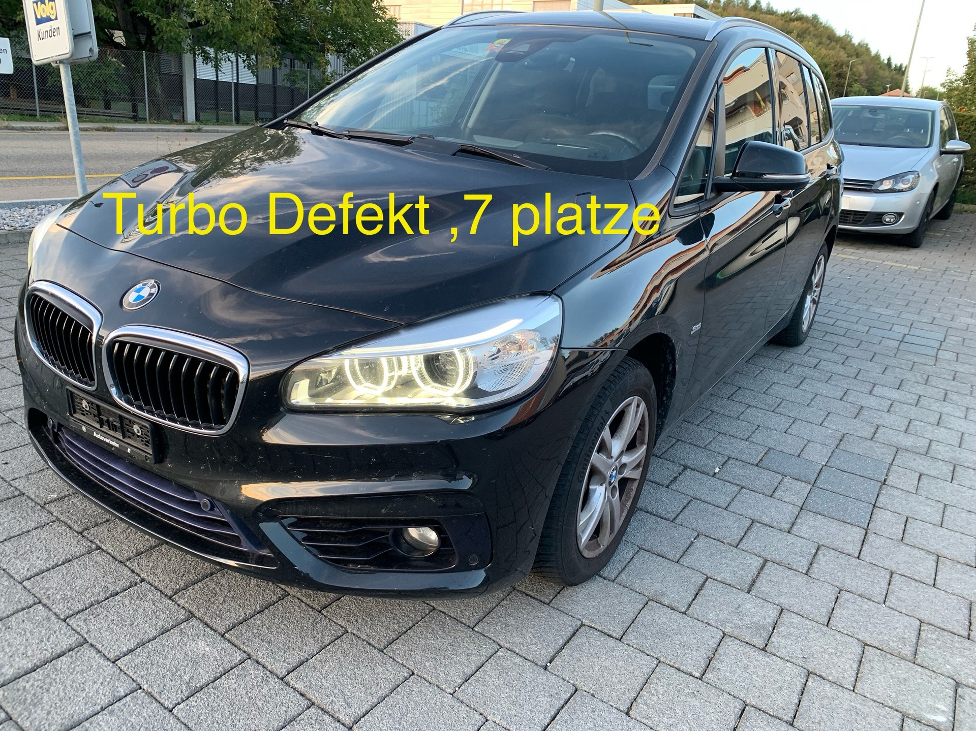 BMW 218d Gran Tourer Sport Line Steptronic-image-0