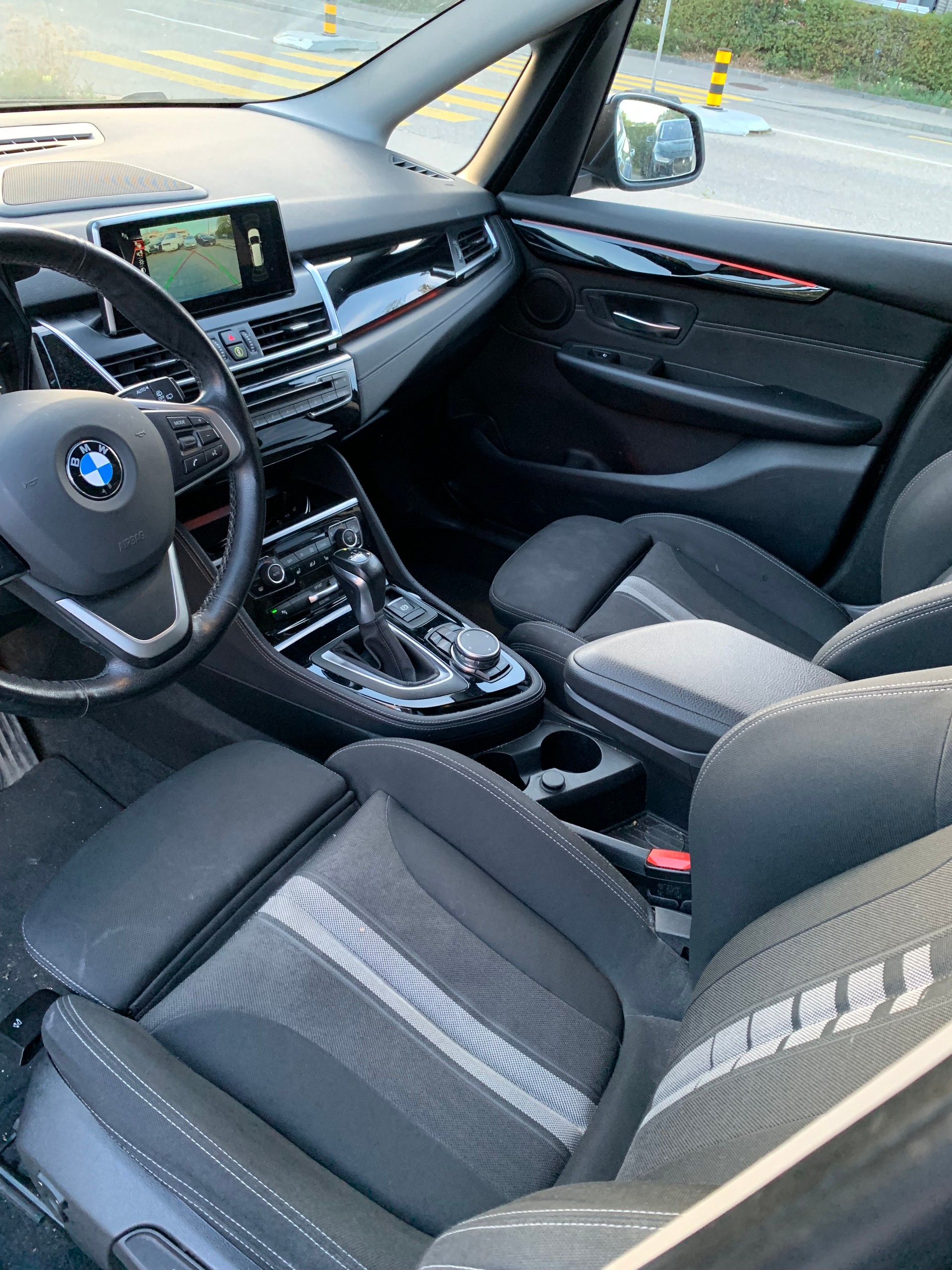 BMW 218d Gran Tourer Sport Line Steptronic-image-10