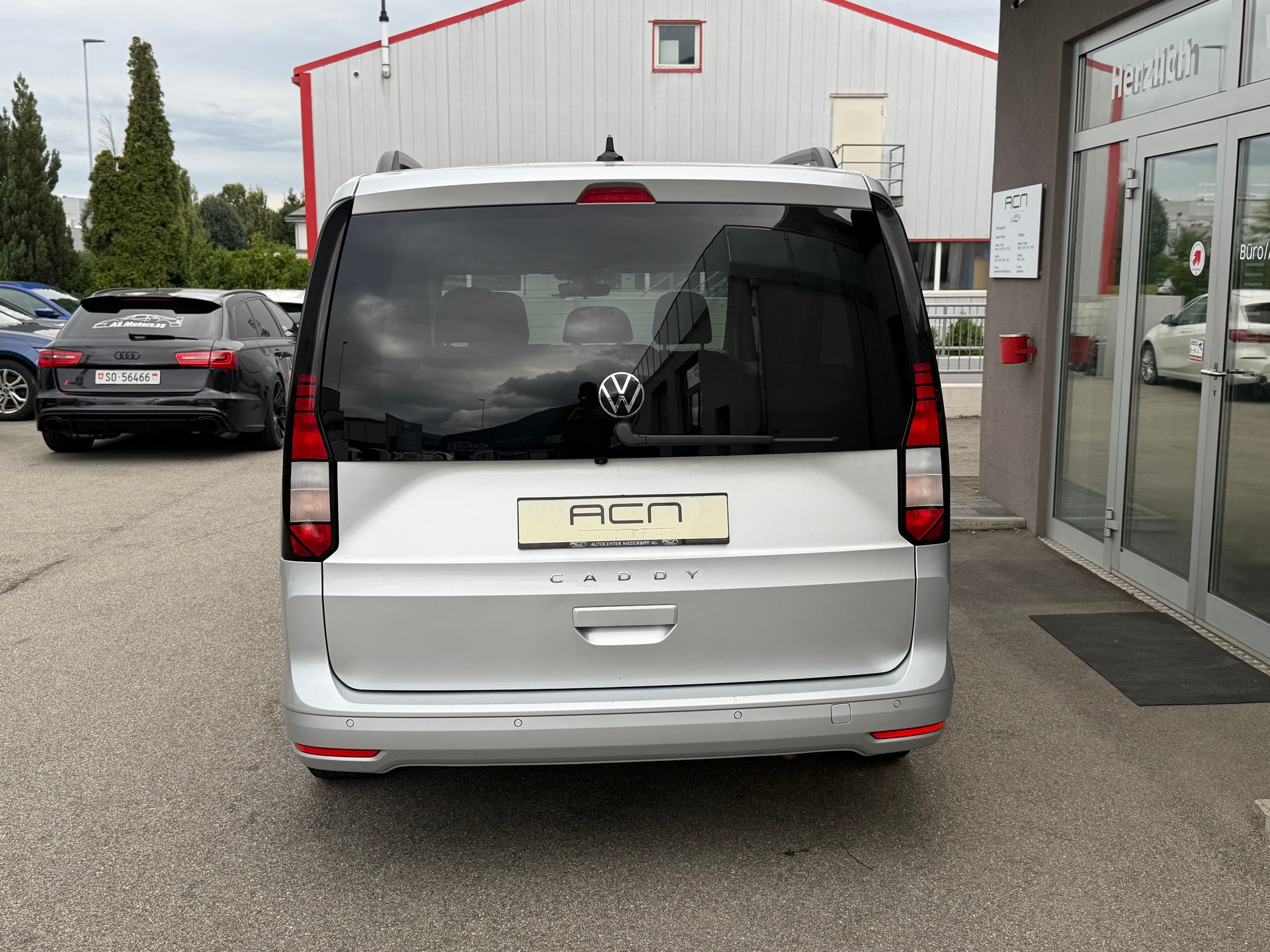 VW Caddy Maxi 2.0 TDI Life DSG-image-5