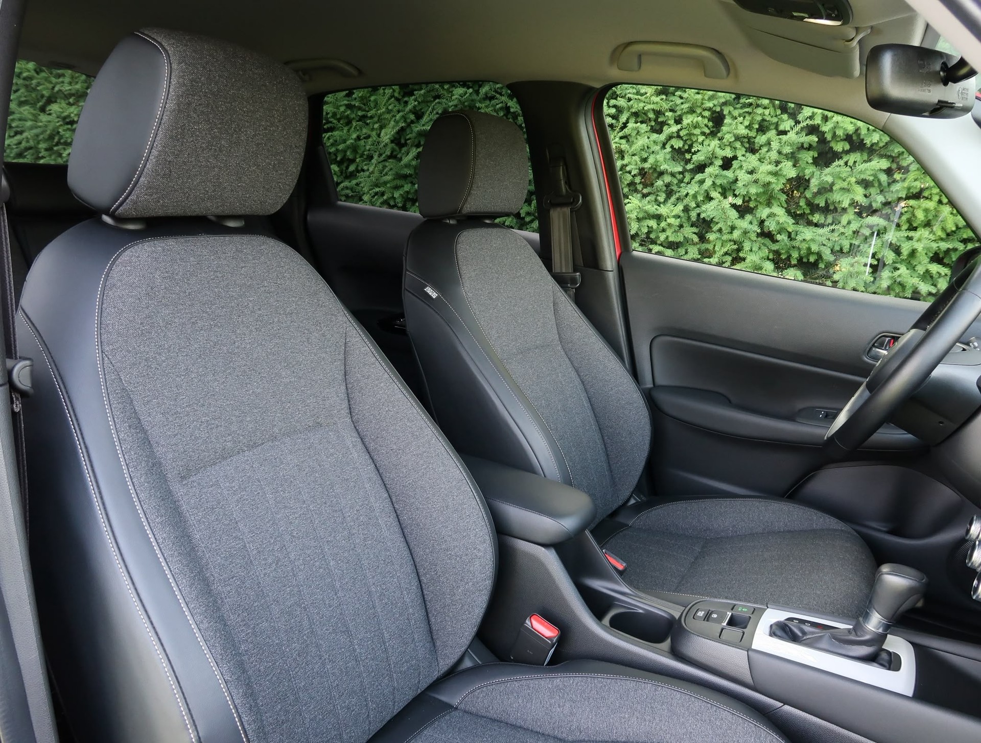 HONDA Jazz 1.5i-MMD Executive E-CVT-image-14