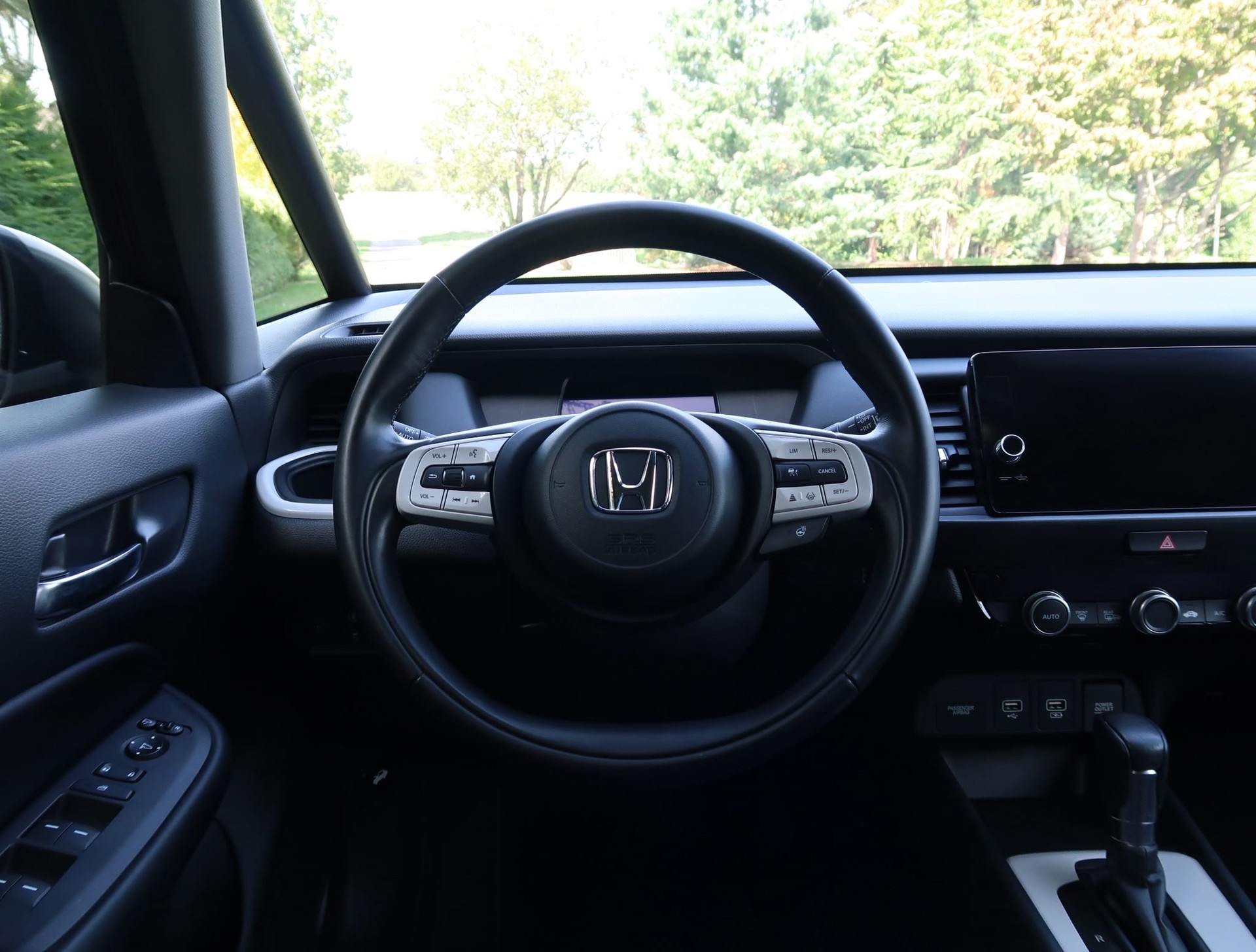 HONDA Jazz 1.5i-MMD Executive E-CVT-image-10