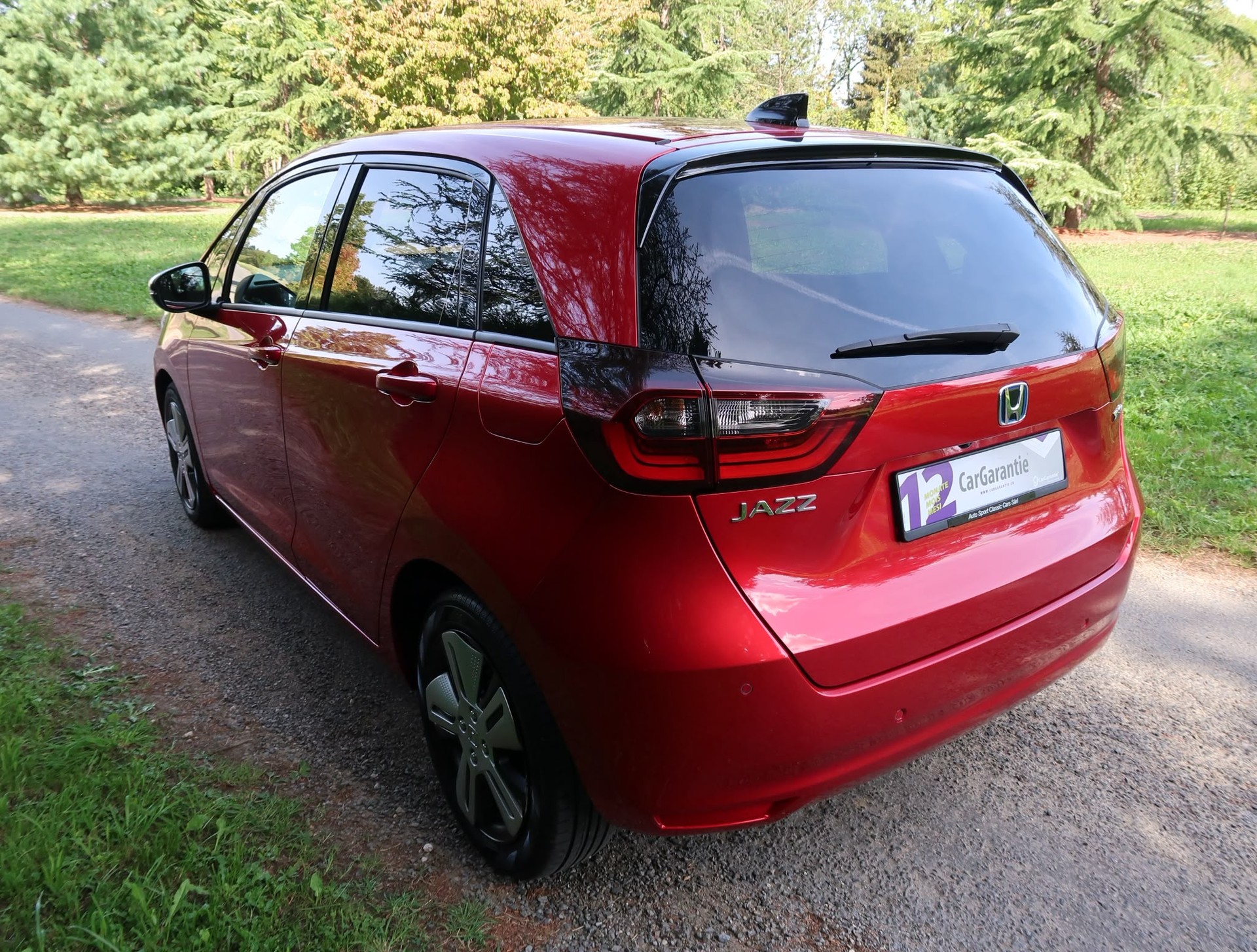 HONDA Jazz 1.5i-MMD Executive E-CVT-image-6