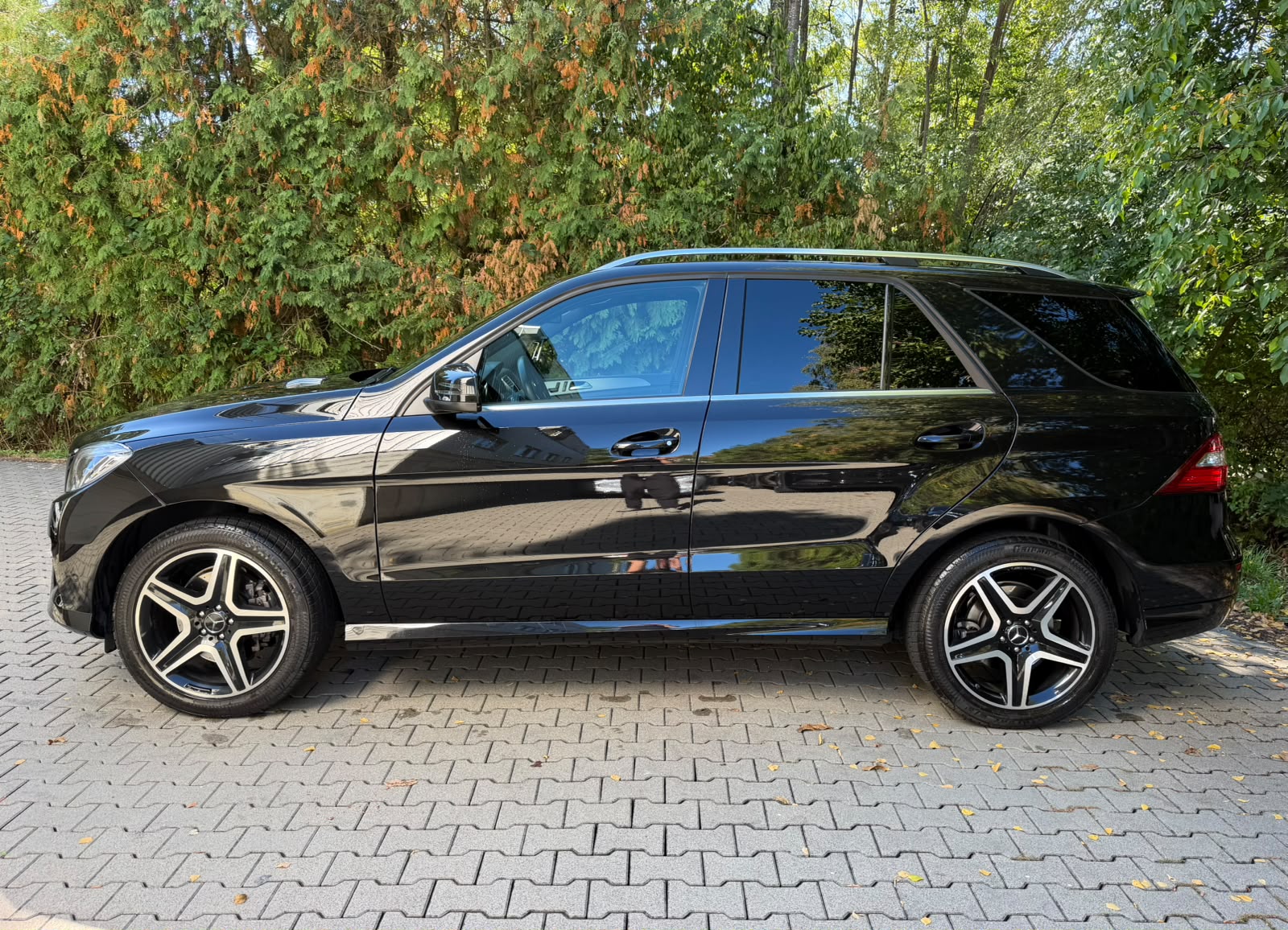 MERCEDES-BENZ ML 350 BlueTEC AMG Line Executive 4Matic 7G-Tronic-image-1