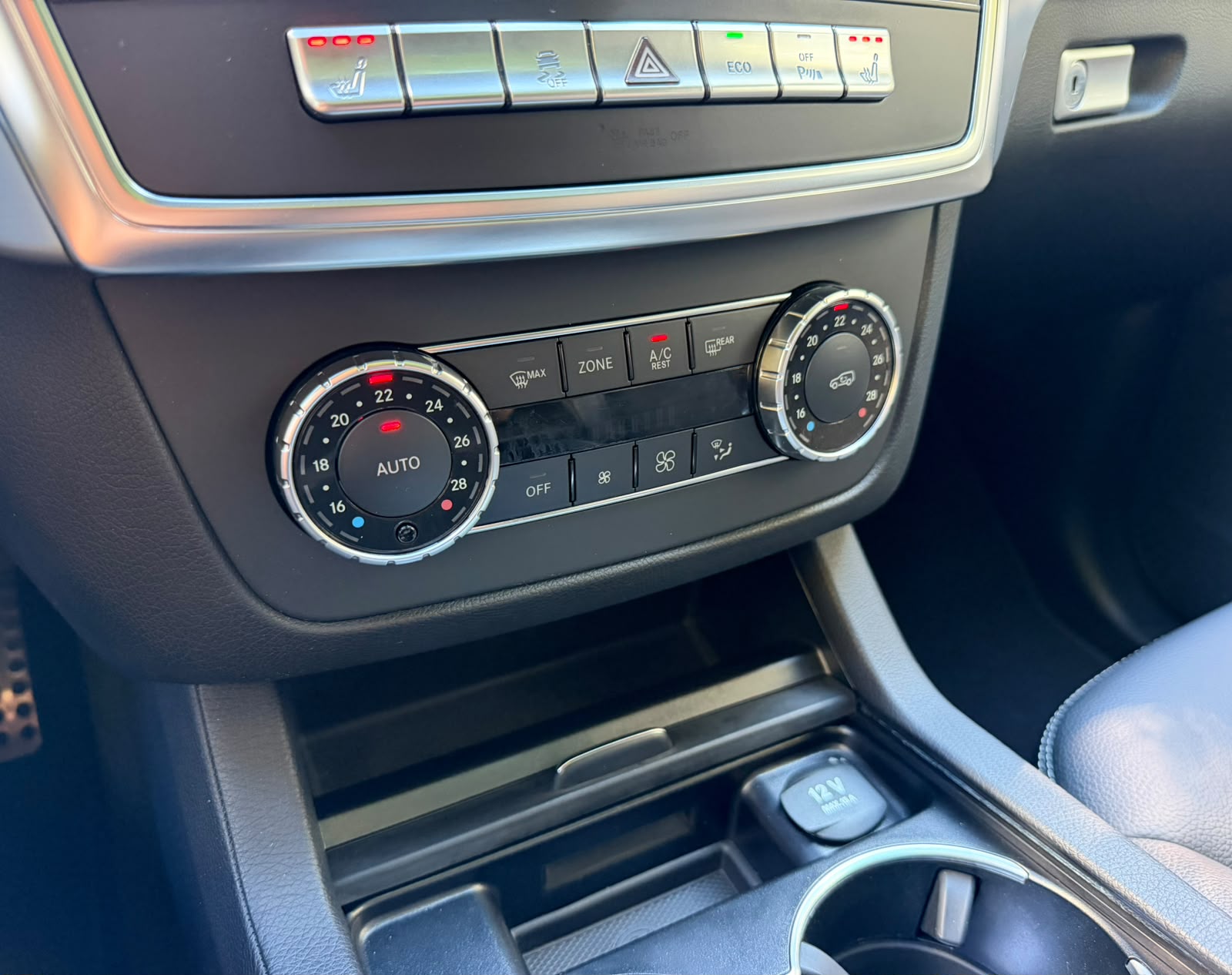 MERCEDES-BENZ ML 350 BlueTEC AMG Line Executive 4Matic 7G-Tronic-image-19