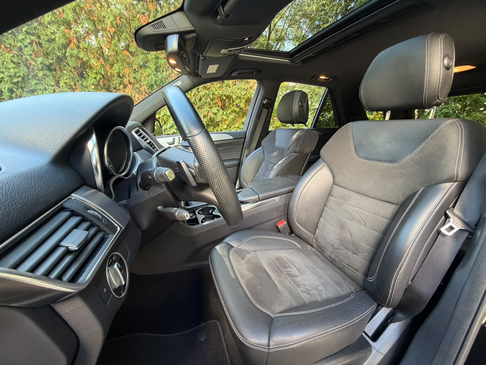 MERCEDES-BENZ ML 350 BlueTEC AMG Line Executive 4Matic 7G-Tronic-image-10