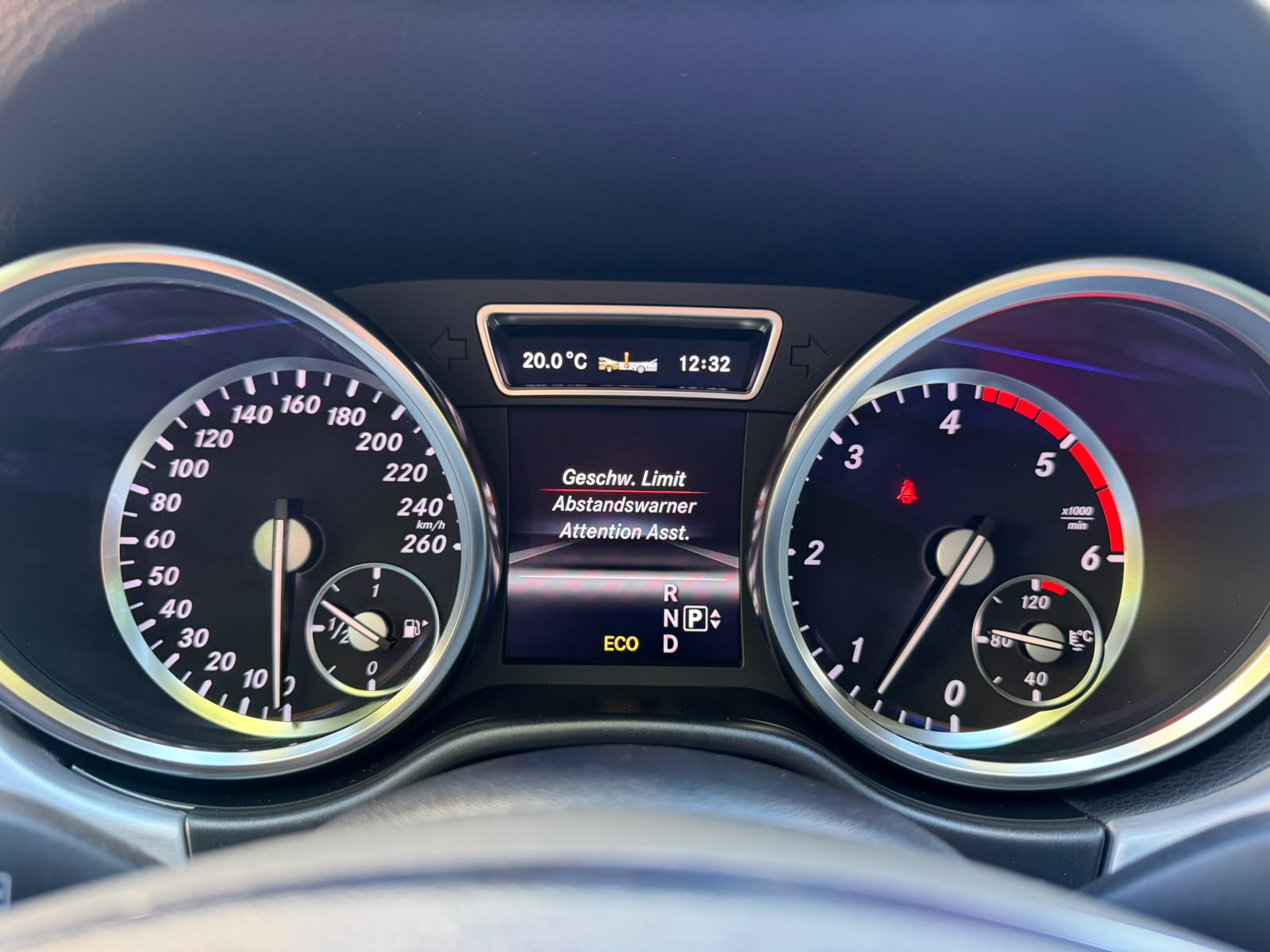 MERCEDES-BENZ ML 350 BlueTEC AMG Line Executive 4Matic 7G-Tronic-image-15