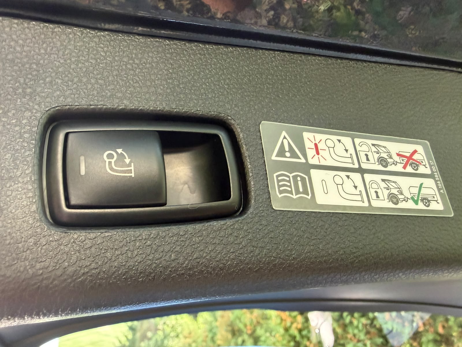 MERCEDES-BENZ ML 350 BlueTEC AMG Line Executive 4Matic 7G-Tronic-image-26