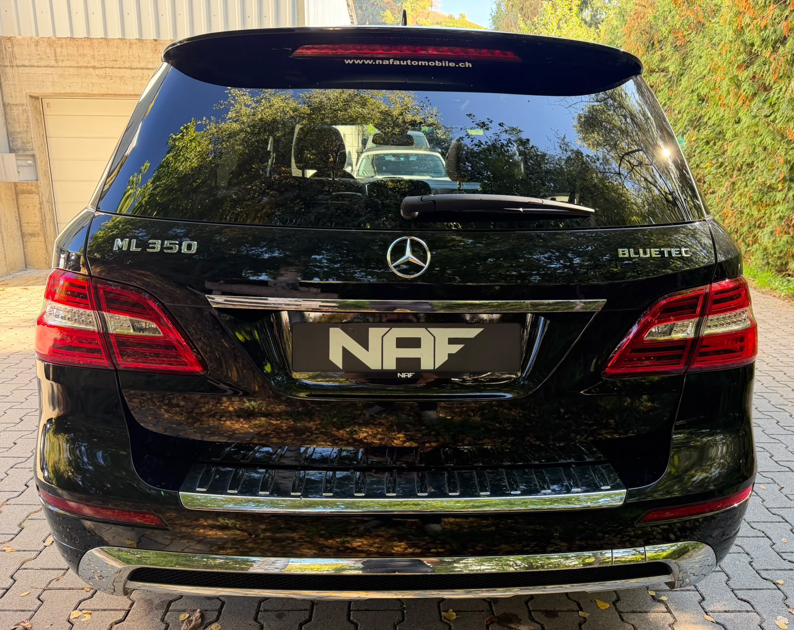 MERCEDES-BENZ ML 350 BlueTEC AMG Line Executive 4Matic 7G-Tronic-image-3