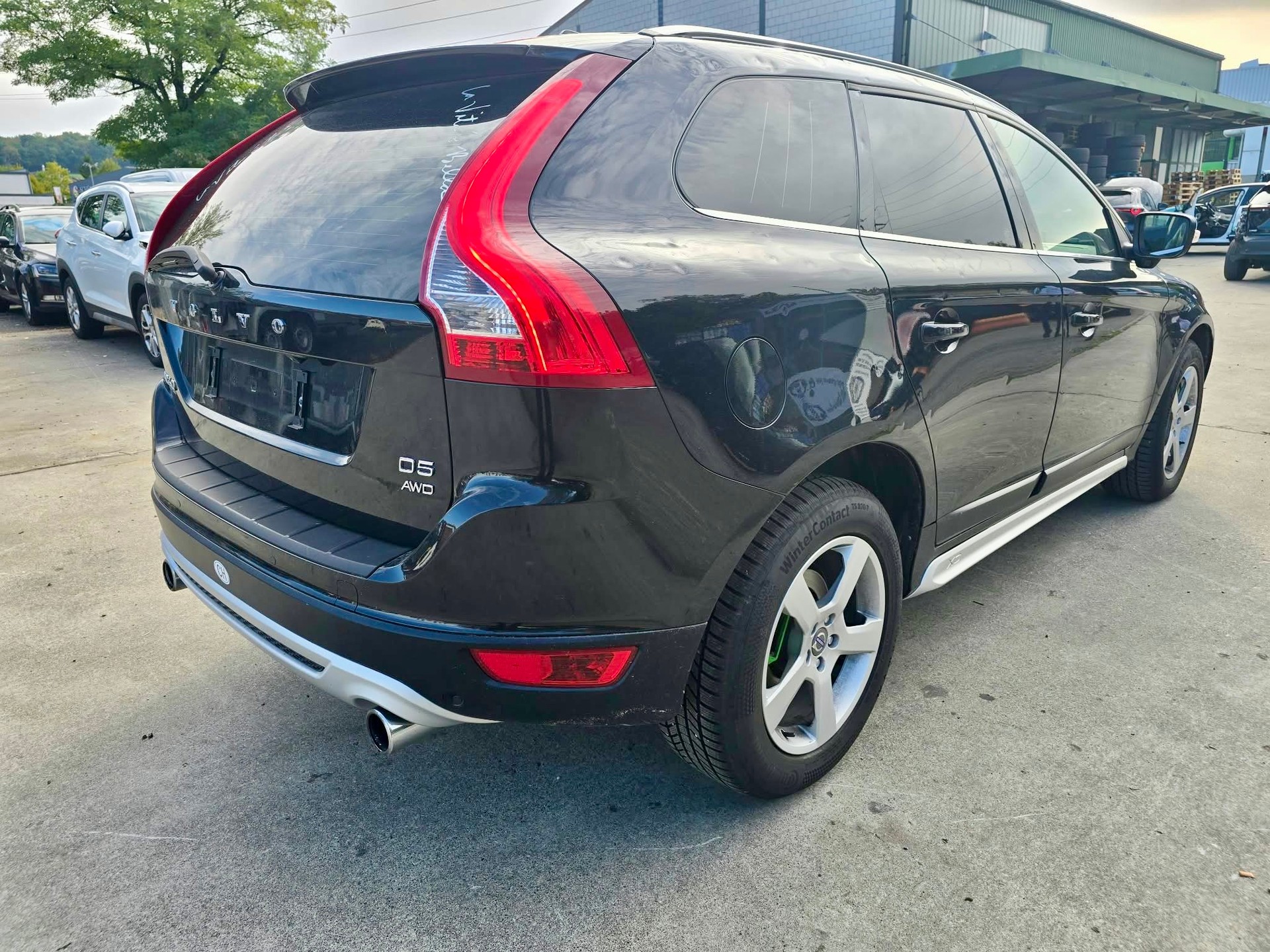 VOLVO XC60 D5 AWD R-Design Geartronic-image-3