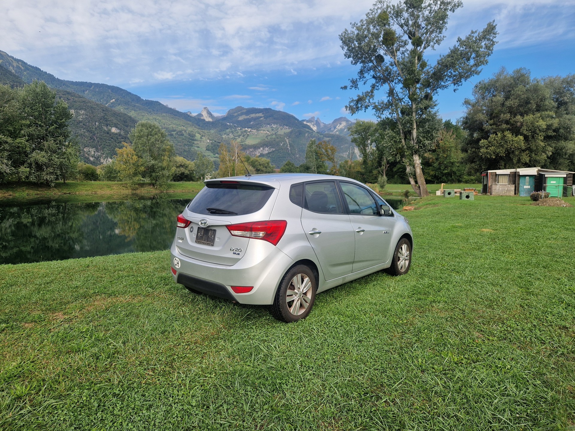 HYUNDAI iX20 1.6 Premium-image-3