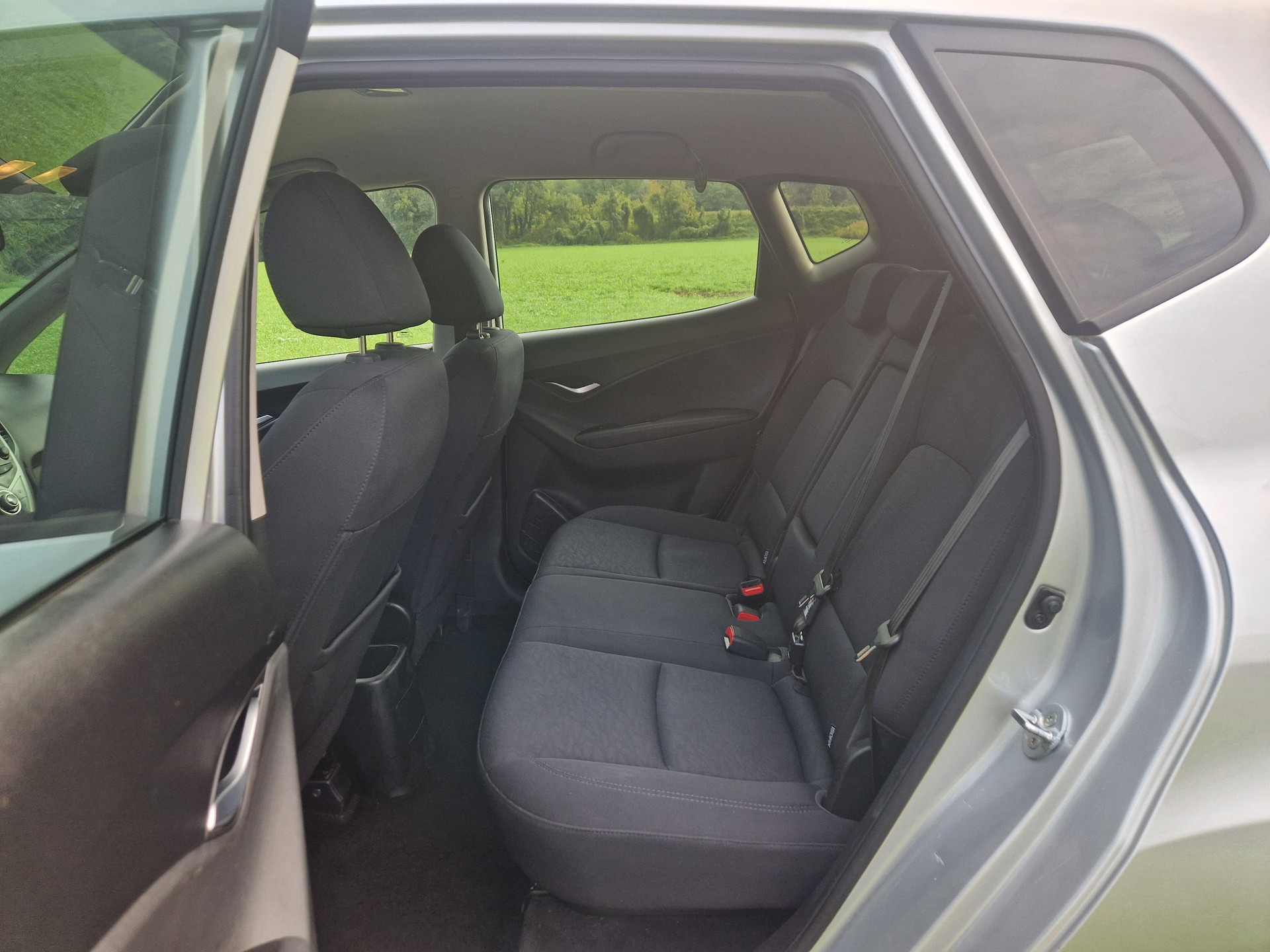 HYUNDAI iX20 1.6 Premium-image-7