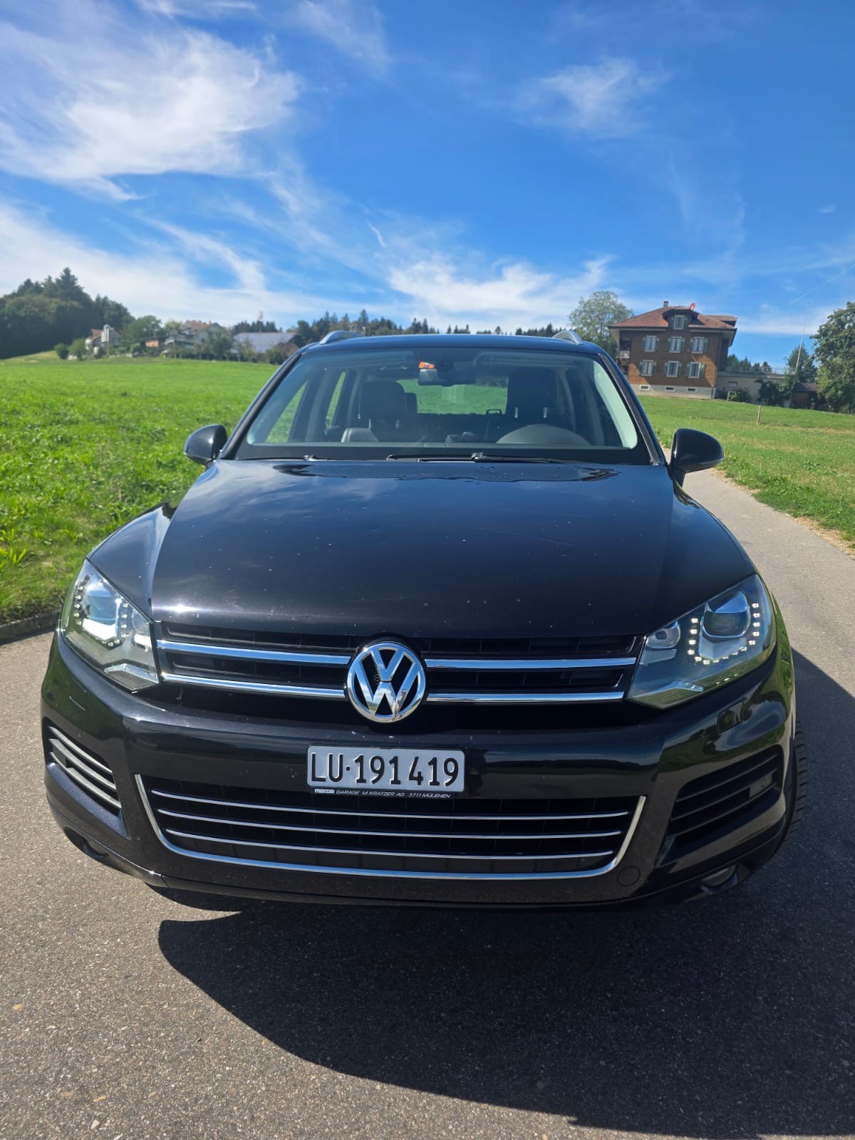 VW Touareg 3.0 TDI BlueMotion Technology Tiptronic-image-2