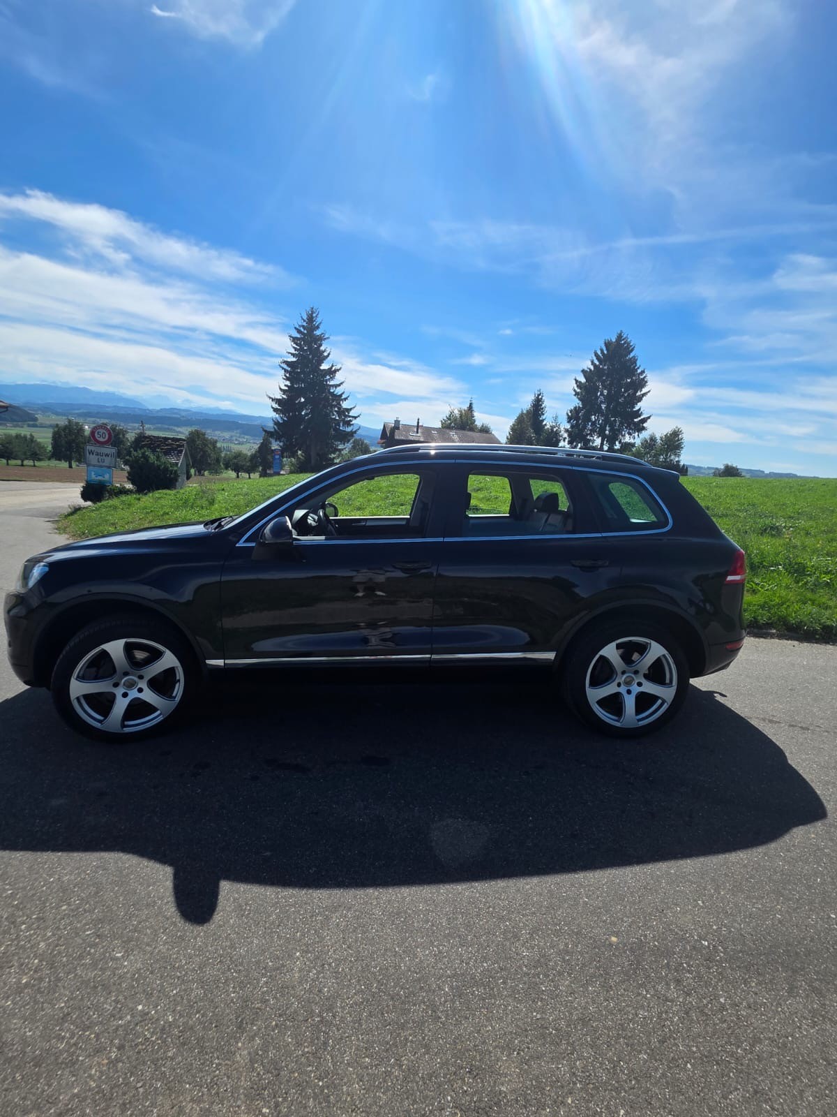 VW Touareg 3.0 TDI BlueMotion Technology Tiptronic-image-3
