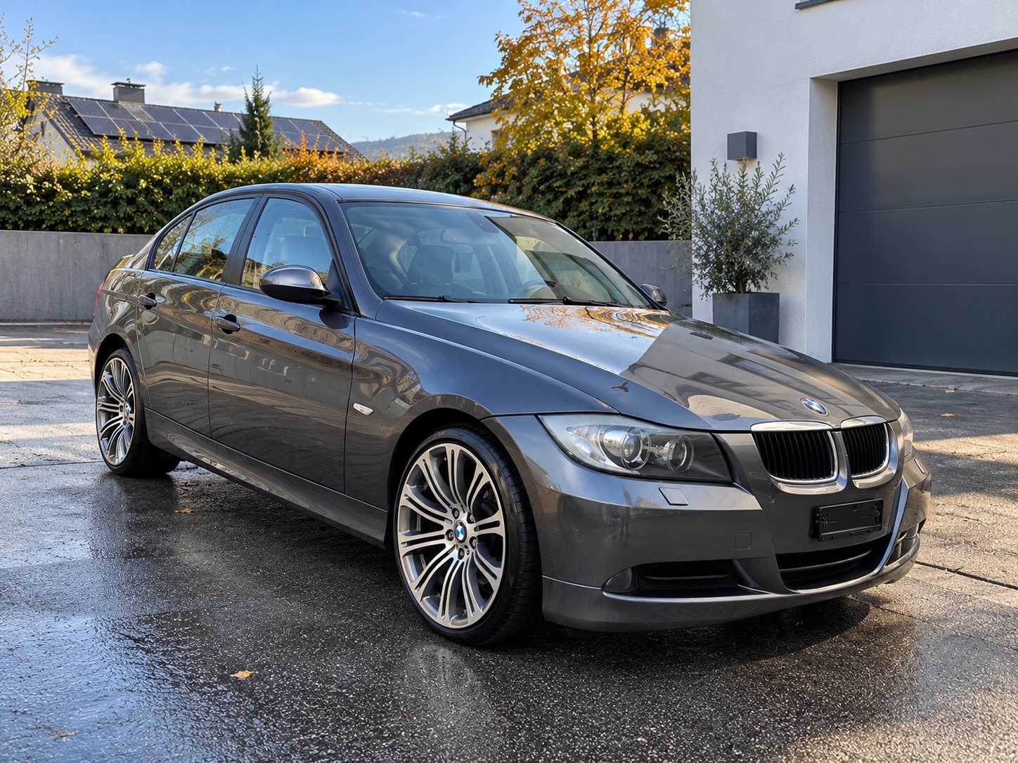BMW 320i | M3 Felgen | frisch MFK & Service | Steuerkette neu | PDC | 8-fach-image-0