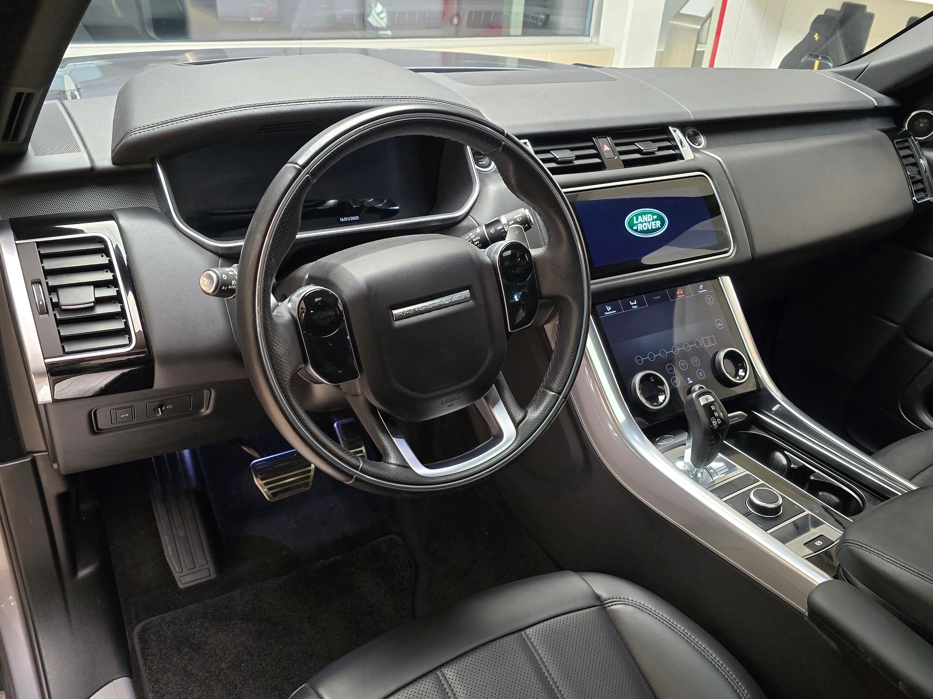 LAND ROVER Range Rover Sport 3.0 SDV6 SE Automatic-image-9